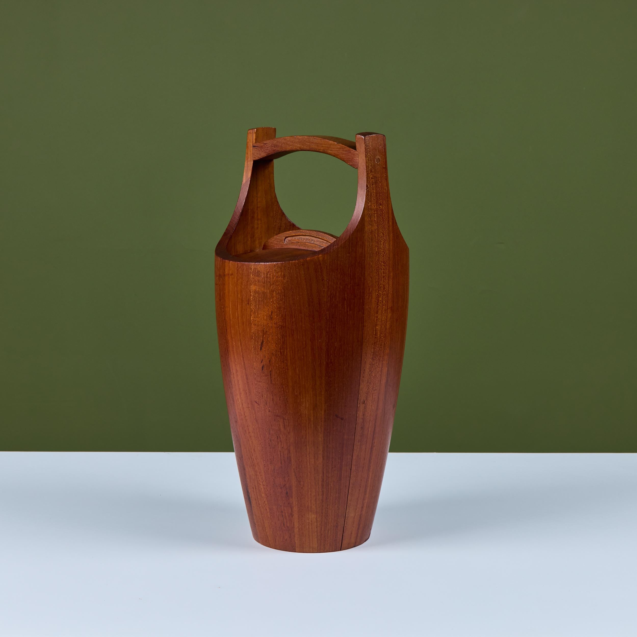 Large Dansk Teak Ice Bucket by Jens H. Quistgaard en vente 4