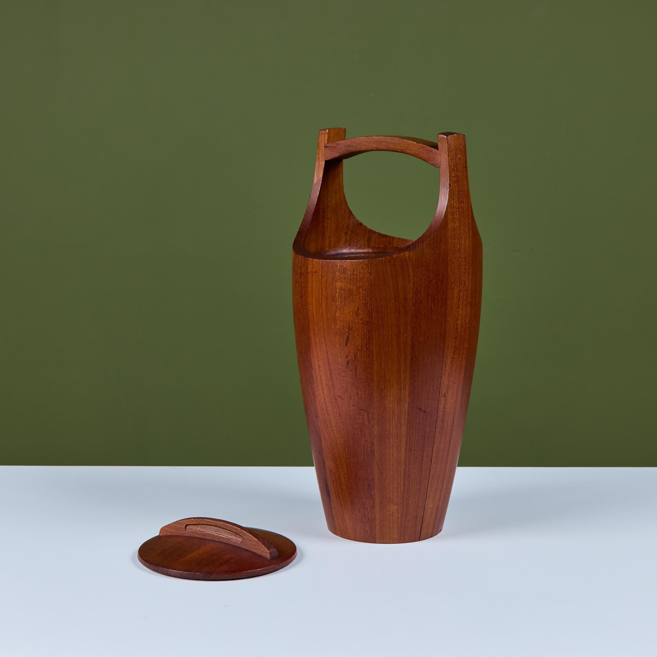 Large Dansk Teak Ice Bucket by Jens H. Quistgaard en vente 5