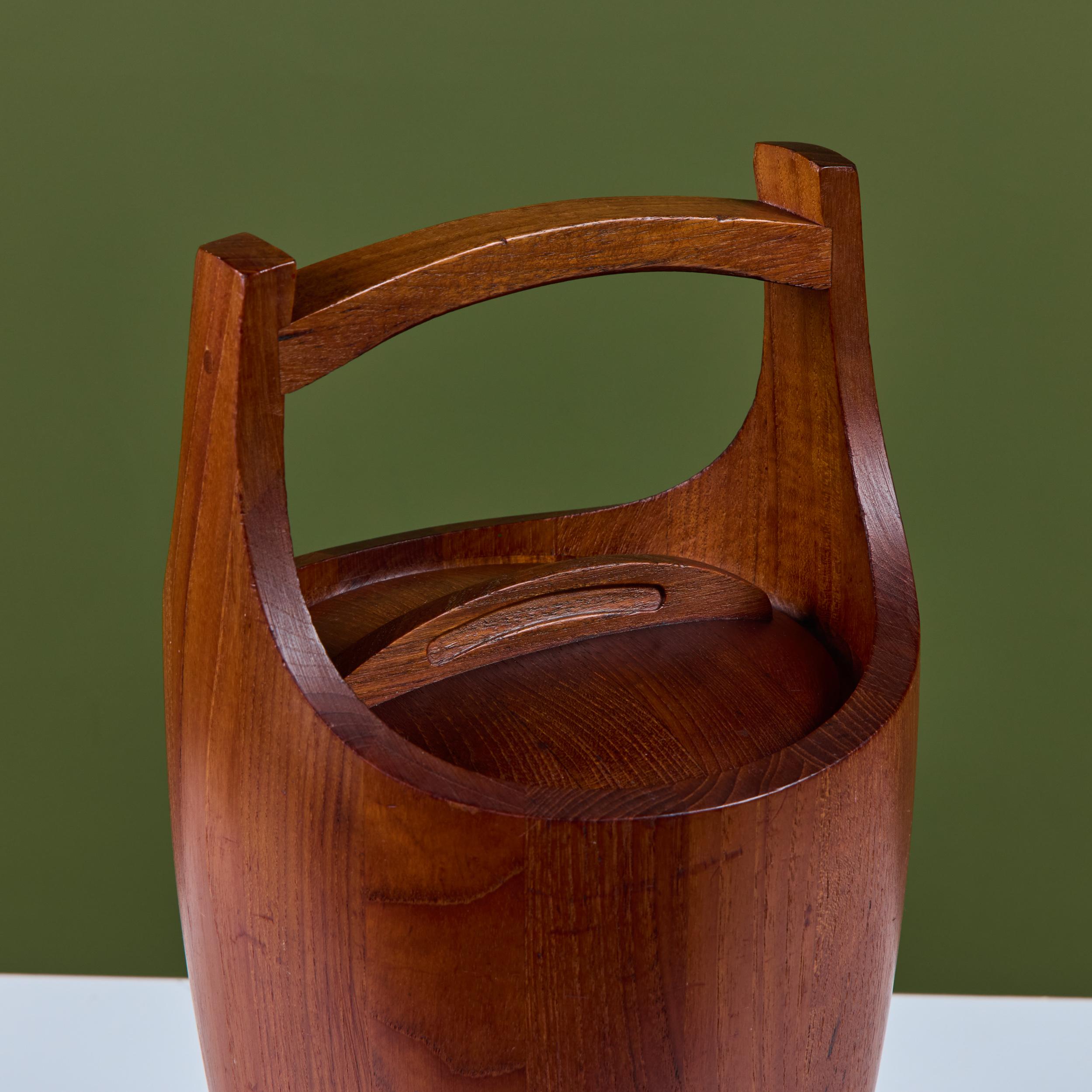Large Dansk Teak Ice Bucket by Jens H. Quistgaard en vente 8