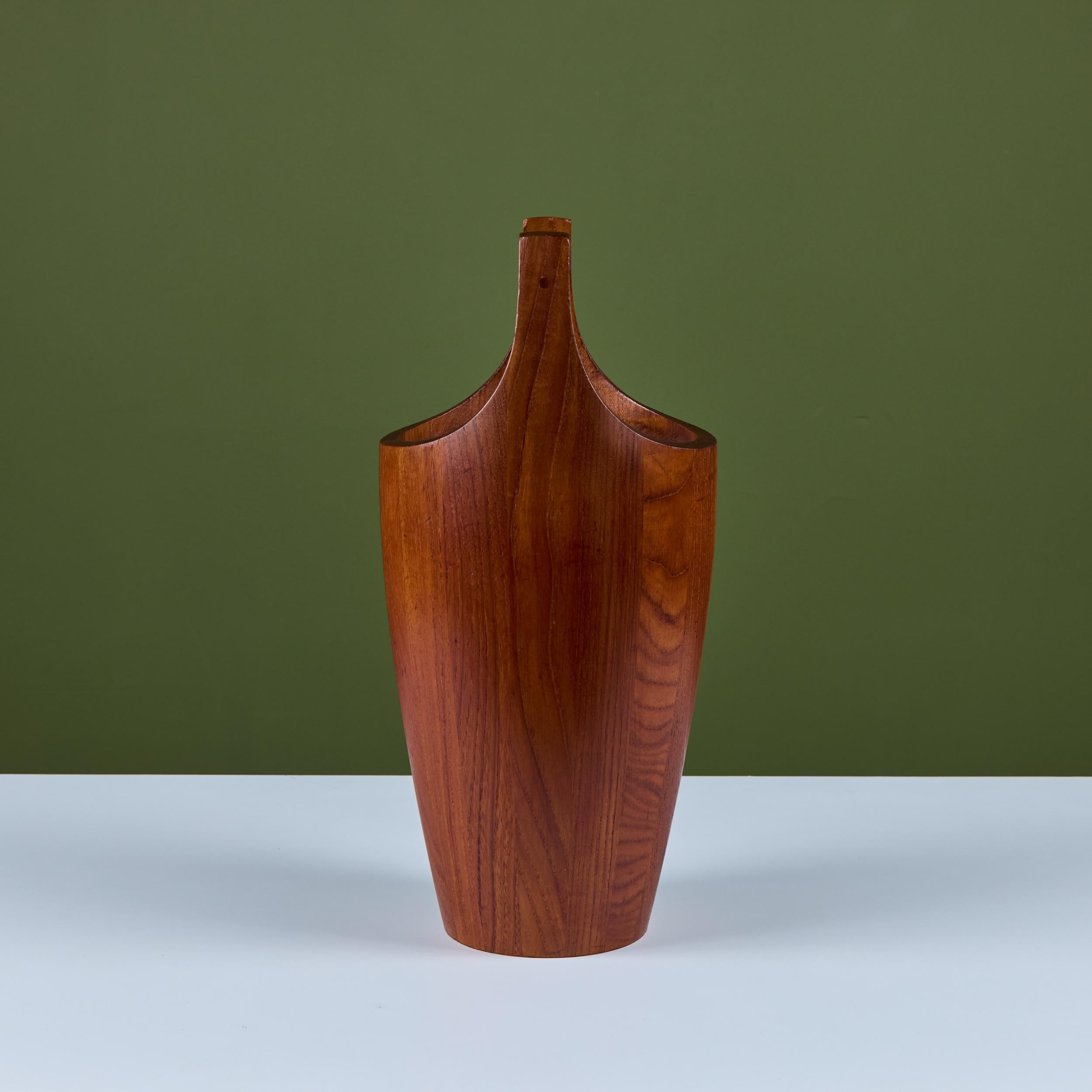 20ième siècle Large Dansk Teak Ice Bucket by Jens H. Quistgaard en vente