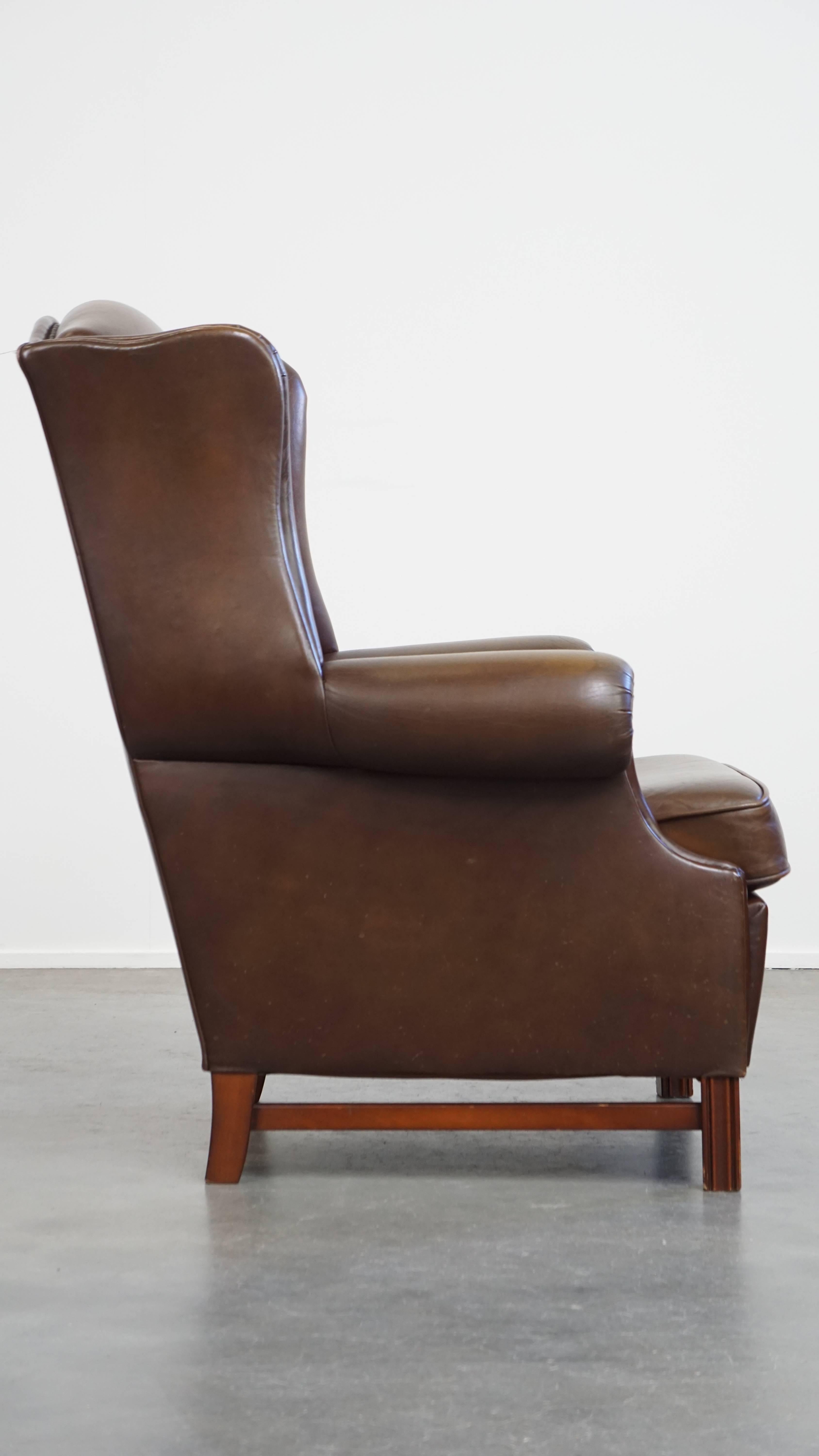 Hand-Crafted Large Dark Brown Cowhide Leather Chesterfield Wingback Chair in English Style For Sale