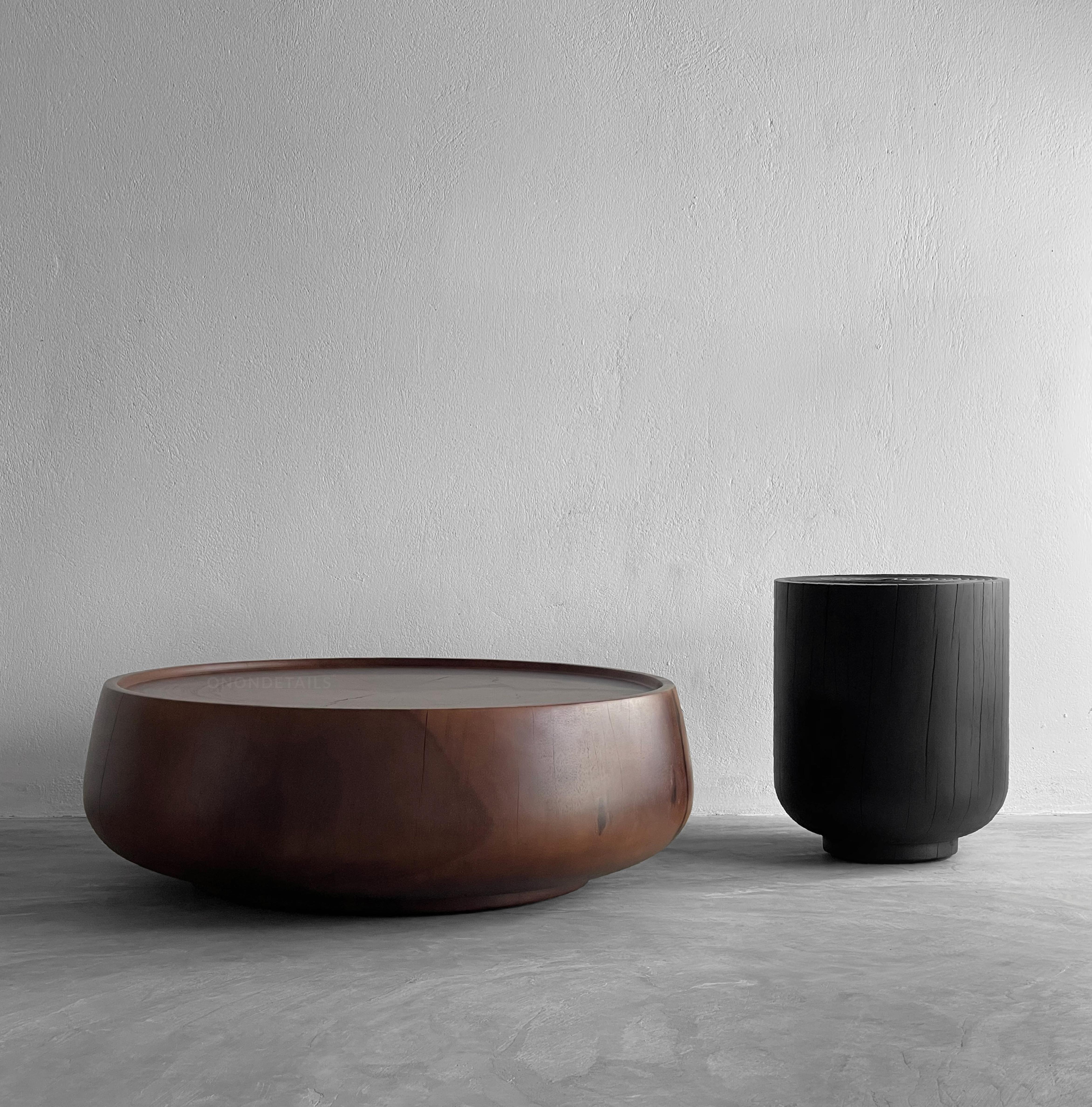 Postmoderne Grande table basse Hoàng Sa marron foncé 04 by ONON DETAILS en vente