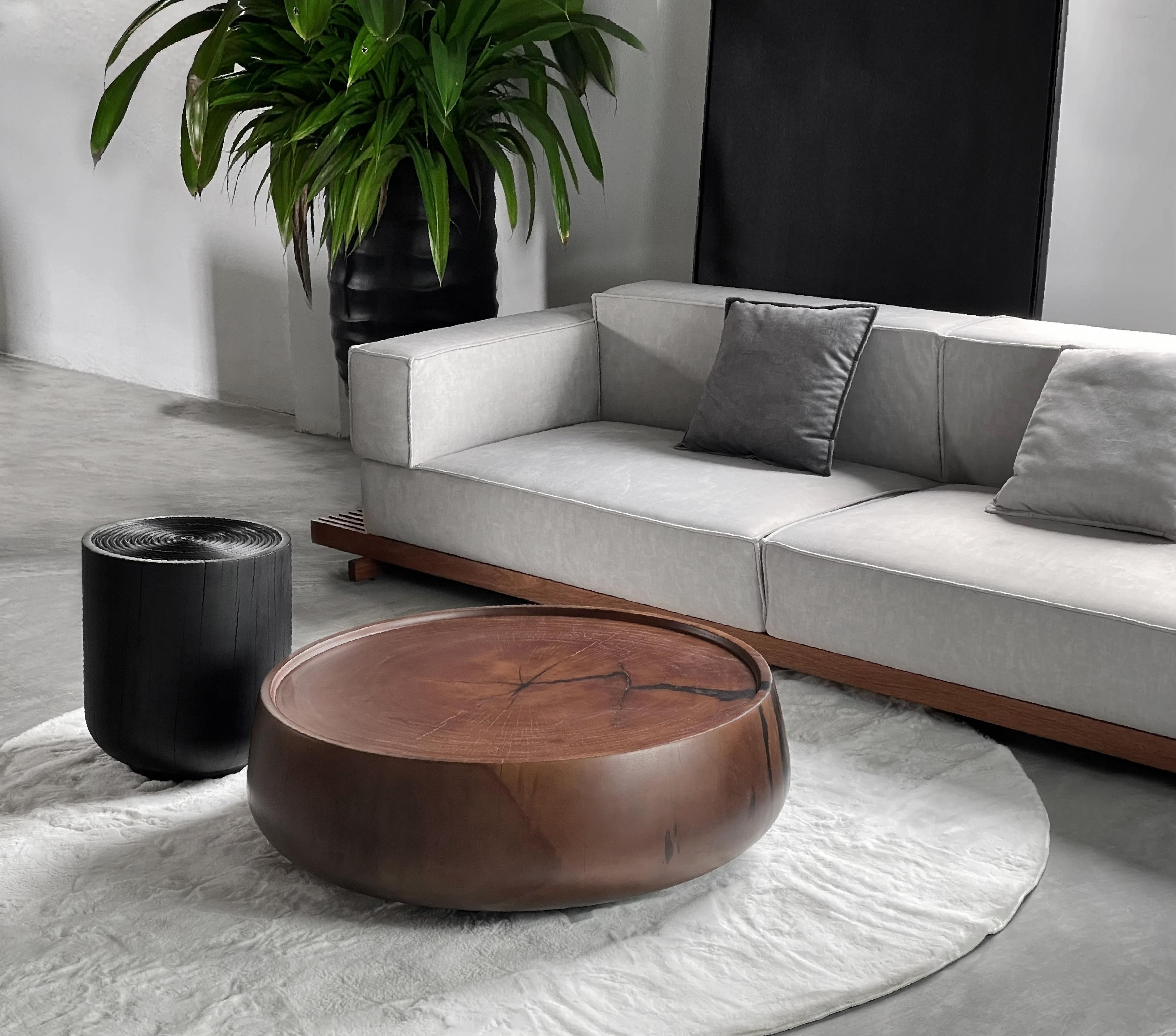 Grande table basse Hoàng Sa marron foncé 04 by ONON DETAILS Neuf - En vente à Geneve, CH