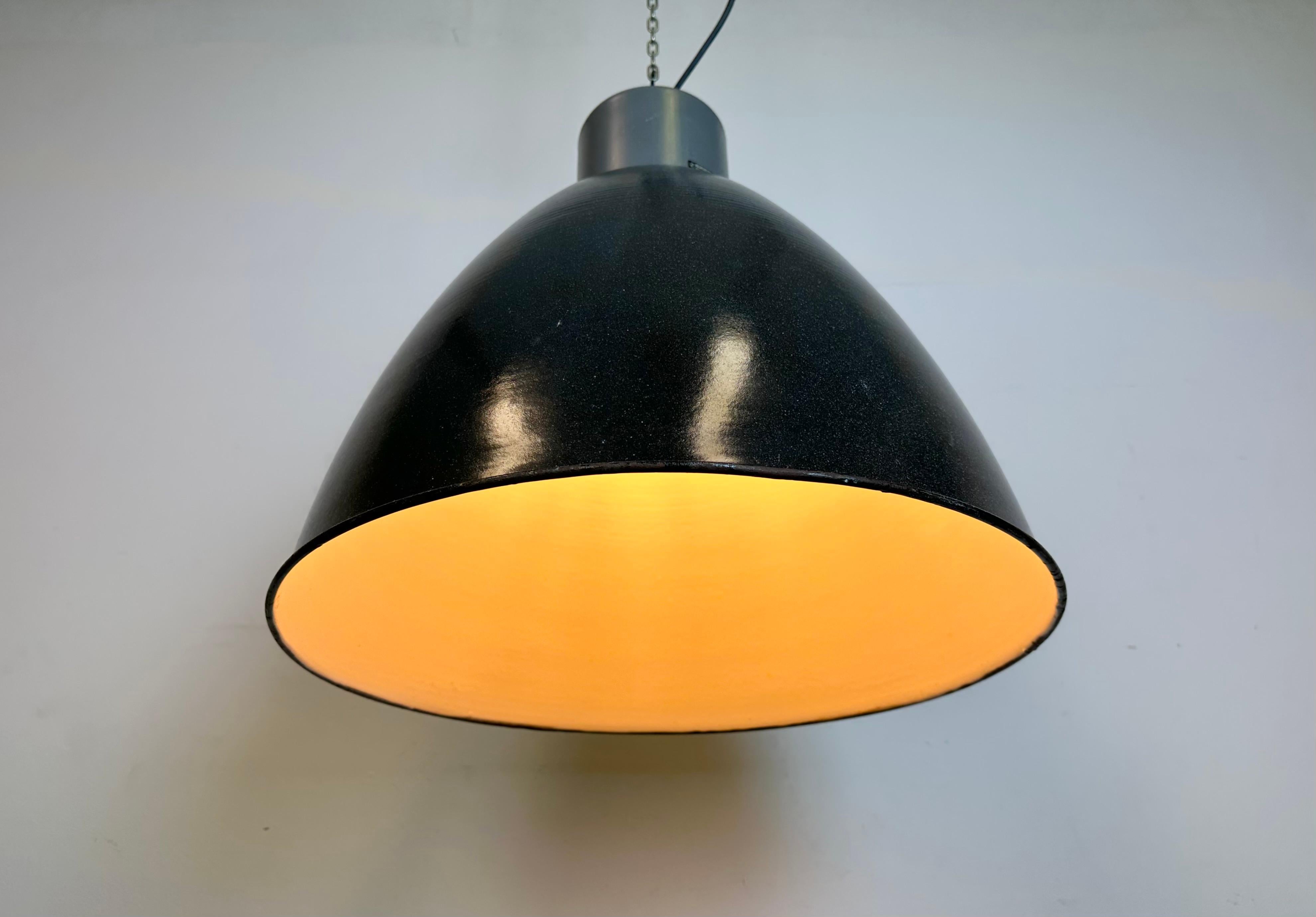 Large Dark Grey Enamel Industrial Factory Lamp from Elektrosvit, 1960s For Sale 6