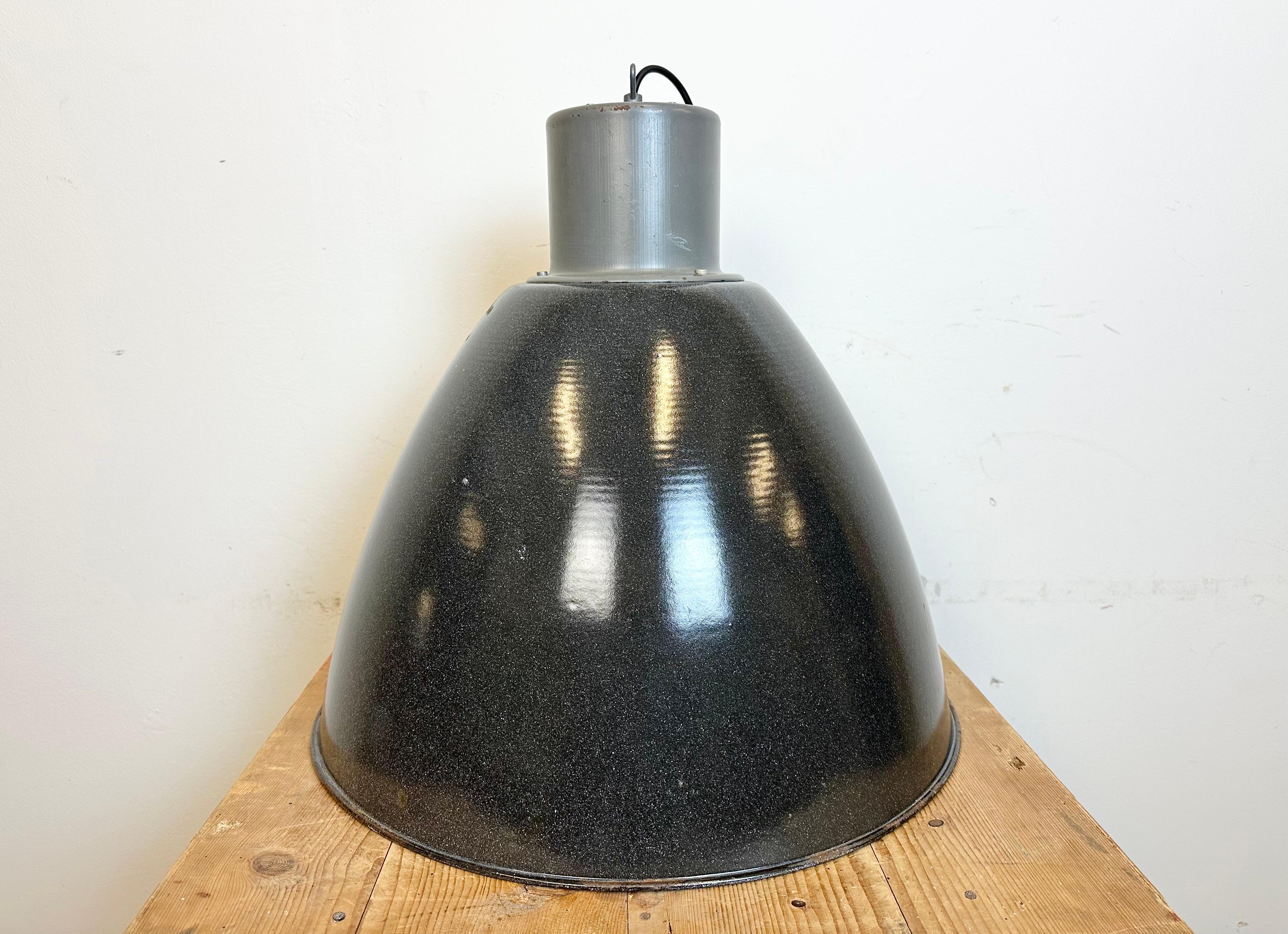 Large Dark Grey Enamel Industrial Factory Lamp from Elektrosvit, 1960s For Sale 10