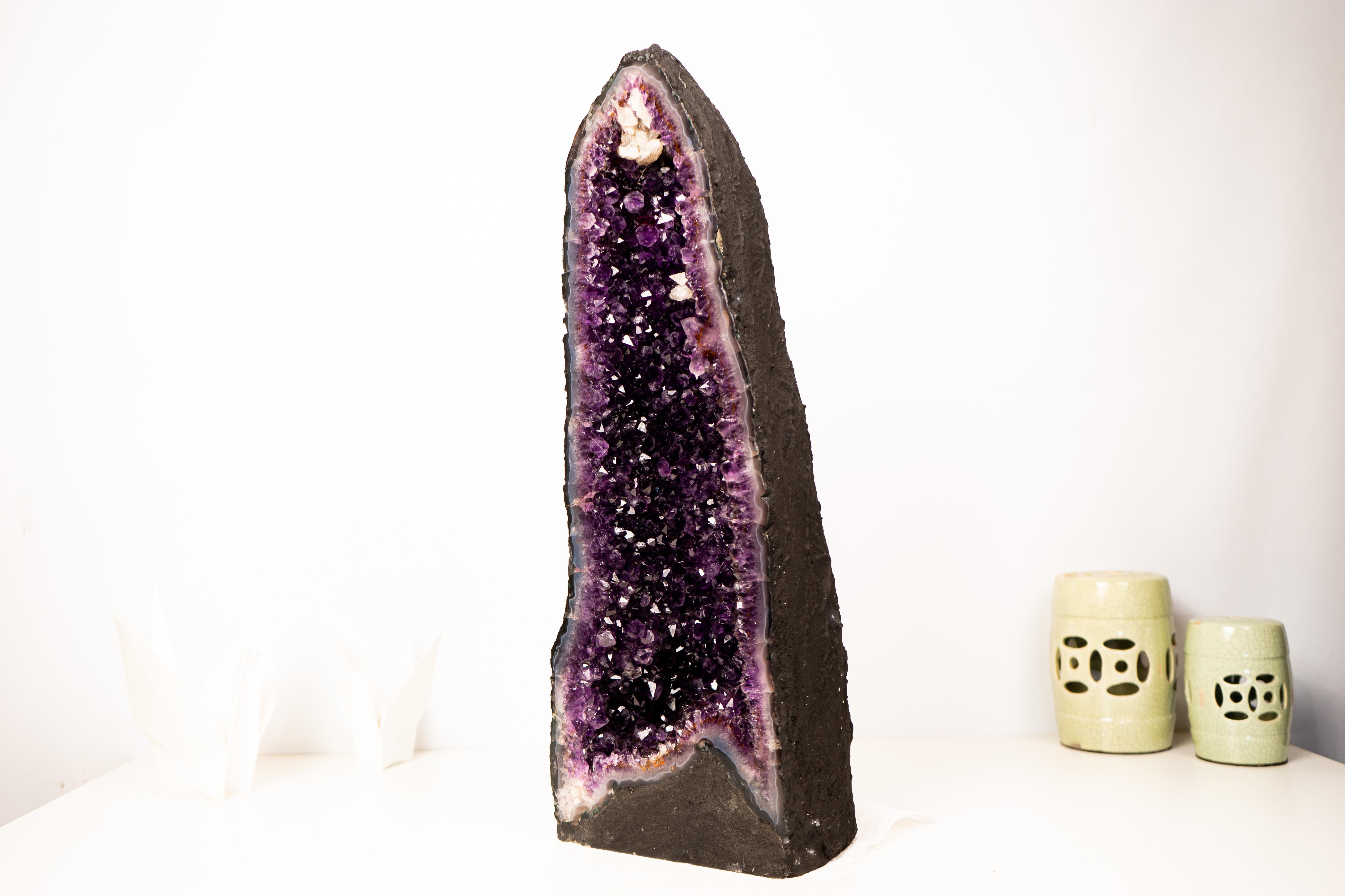 Geoda grande de amatista morada oscura (grado AAA) en venta 4