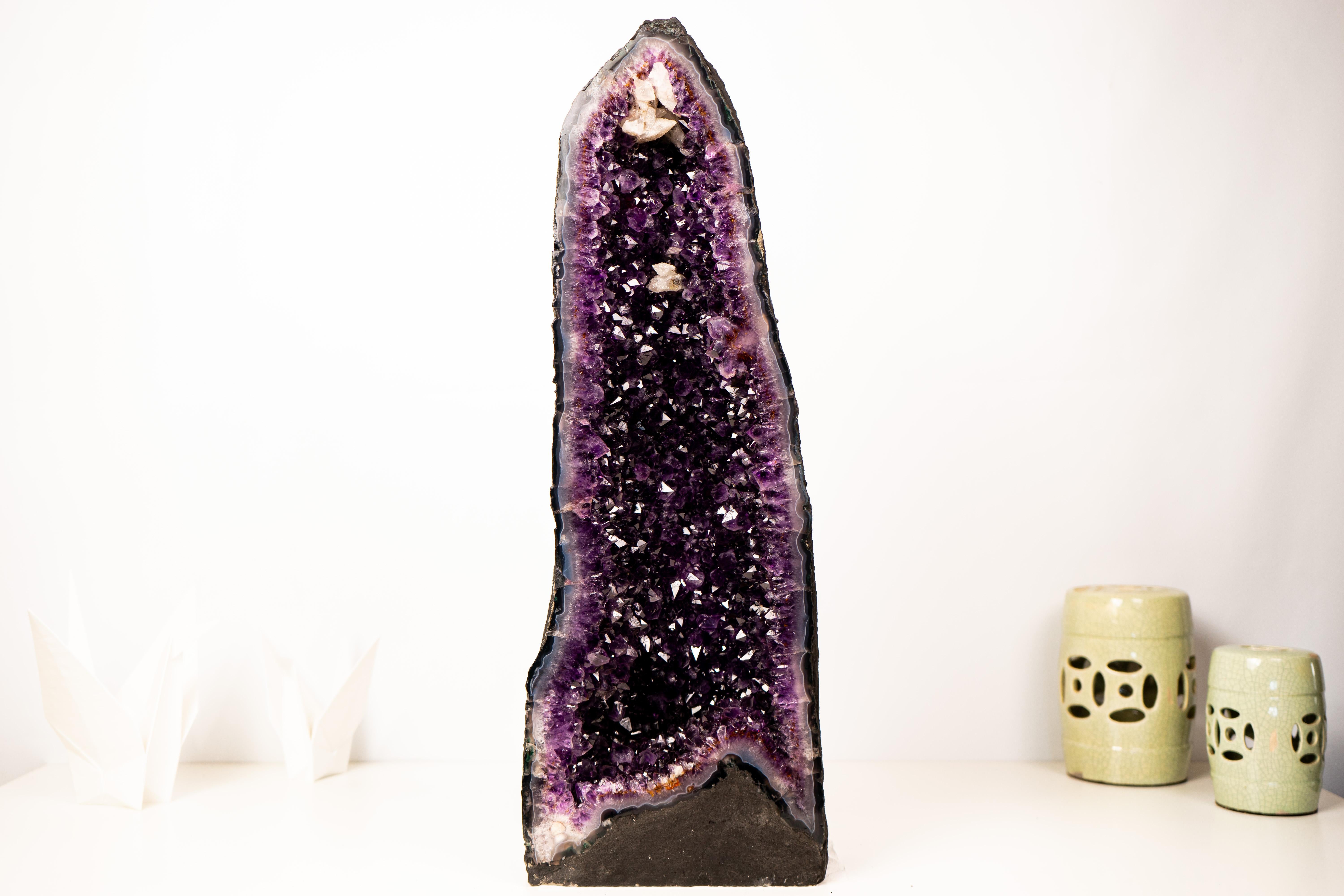 Geoda grande de amatista morada oscura (grado AAA) en venta 2