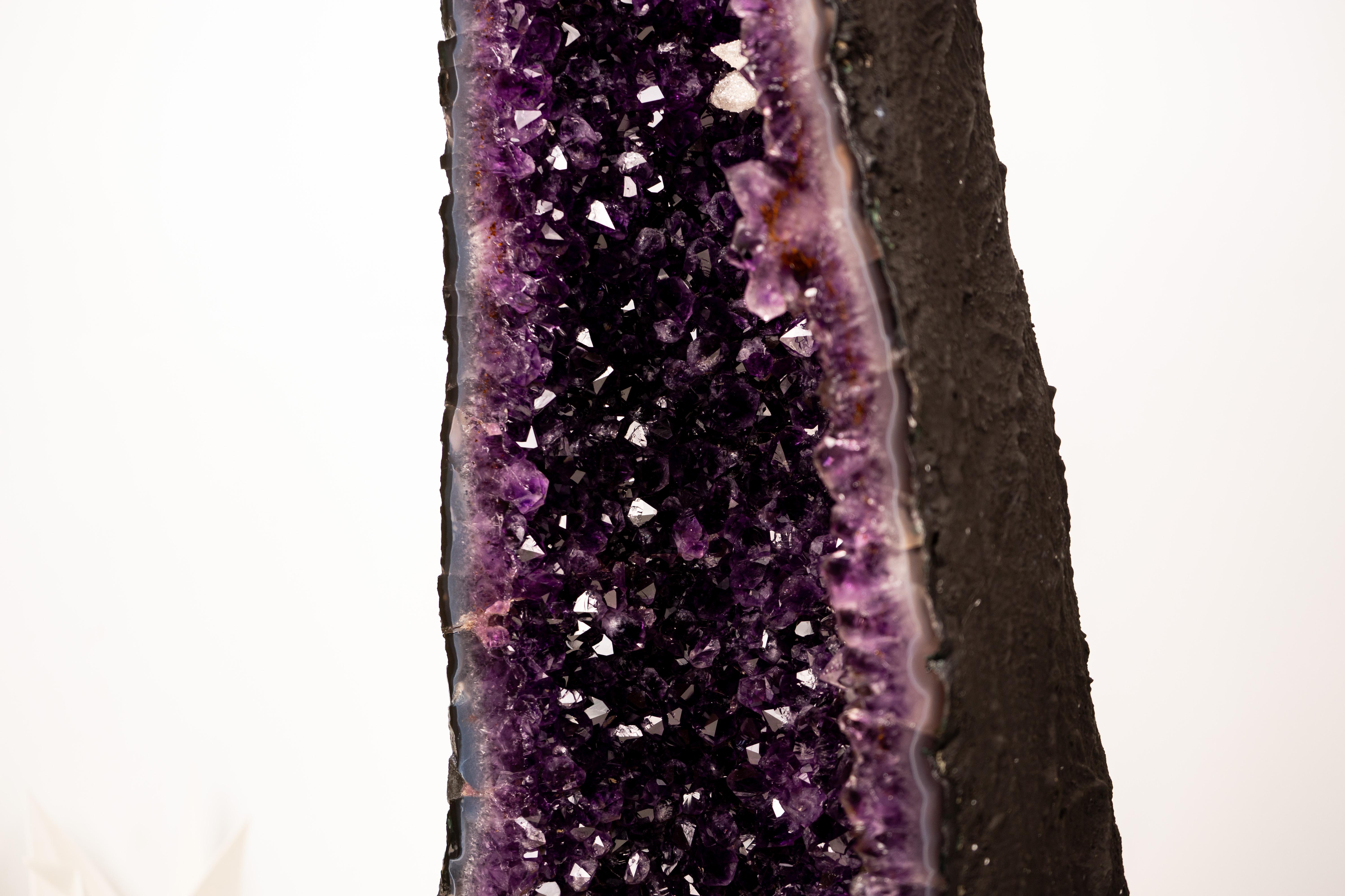 Geoda grande de amatista morada oscura (grado AAA) en venta 3