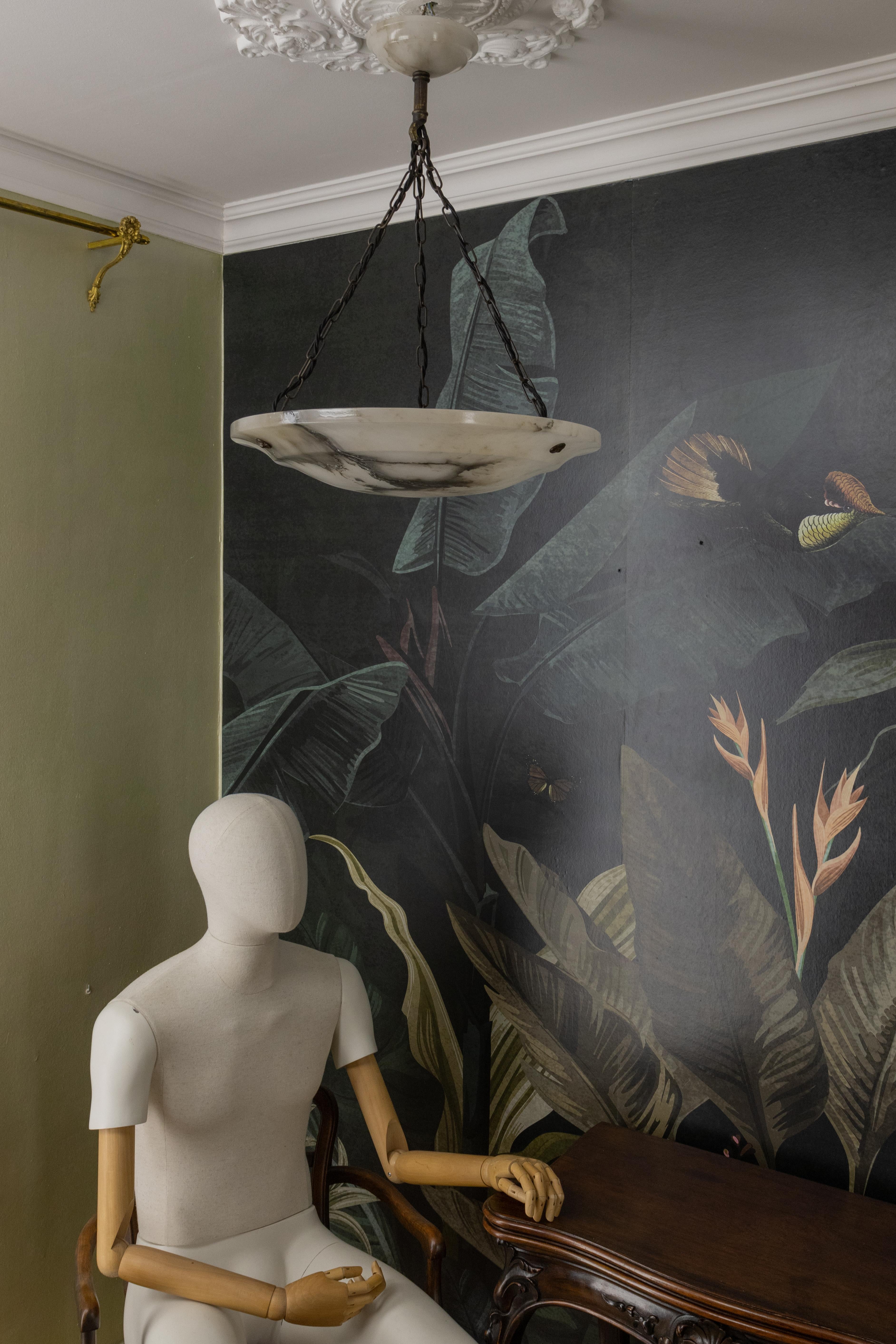 Large Dark Veined White Alabaster Pendant Light, ca. 1920 For Sale 1