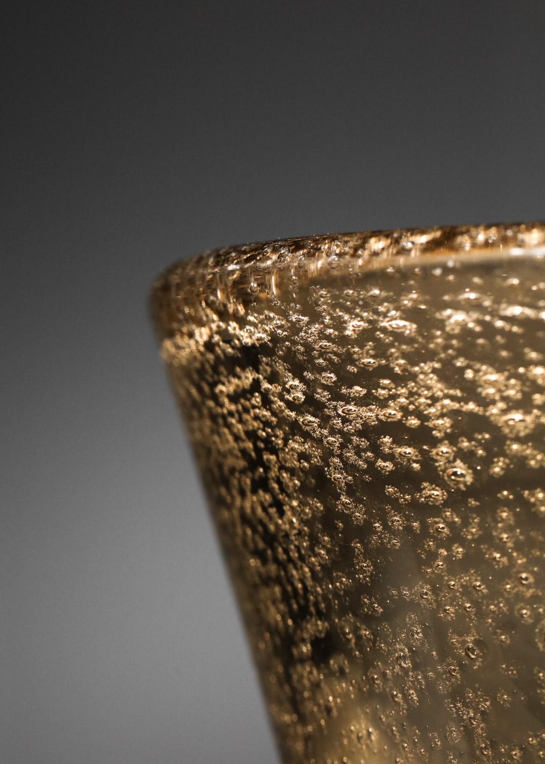Mid-Century moderno Grande vaso svasato Lorraine Nancy in vetro a bolle con croce di Lorena 1940 in vendita
