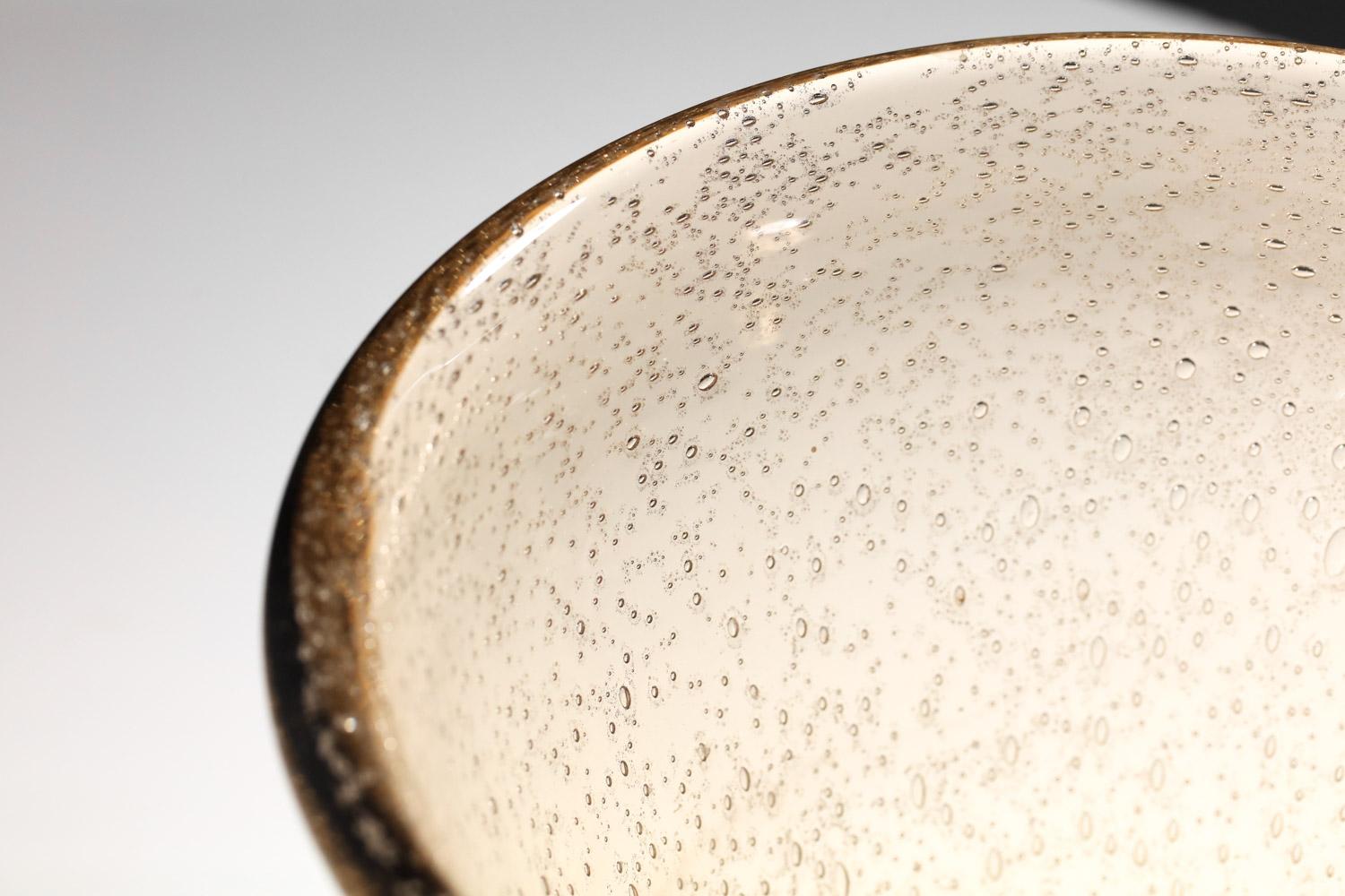 Francese Grande vaso svasato Lorraine Nancy in vetro a bolle con croce di Lorena 1940 in vendita