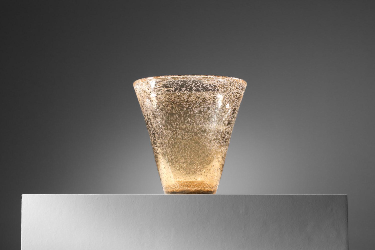 Grande vaso svasato Lorraine Nancy in vetro a bolle con croce di Lorena 1940 In condizioni buone in vendita a Ternay, Auvergne-Rhône-Alpes