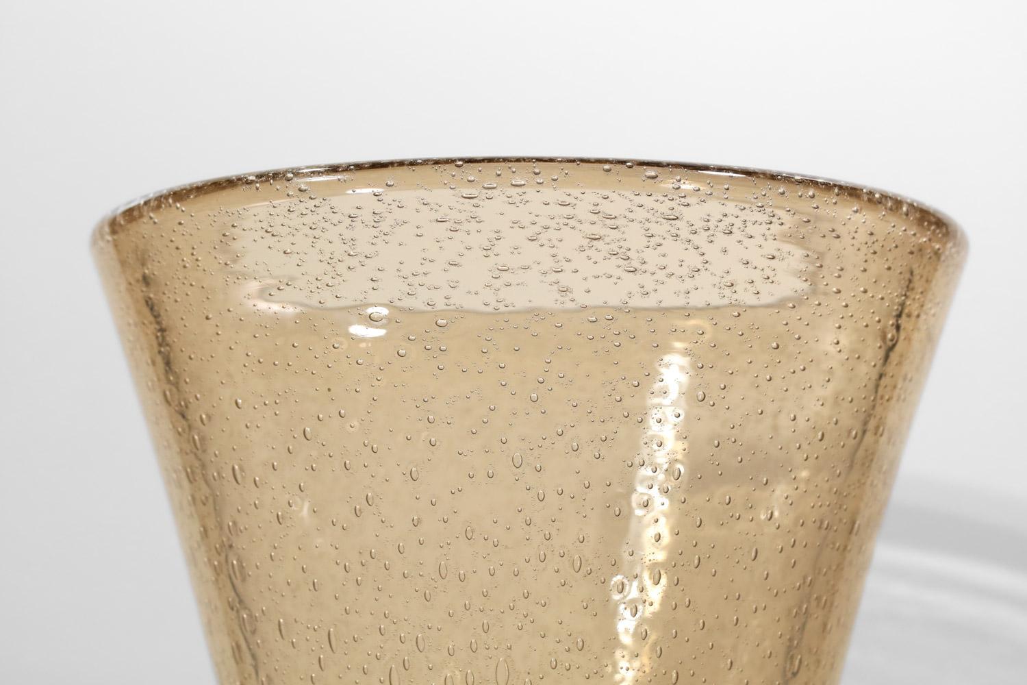 Vetro artistico Grande vaso svasato Lorraine Nancy in vetro a bolle con croce di Lorena 1940 in vendita