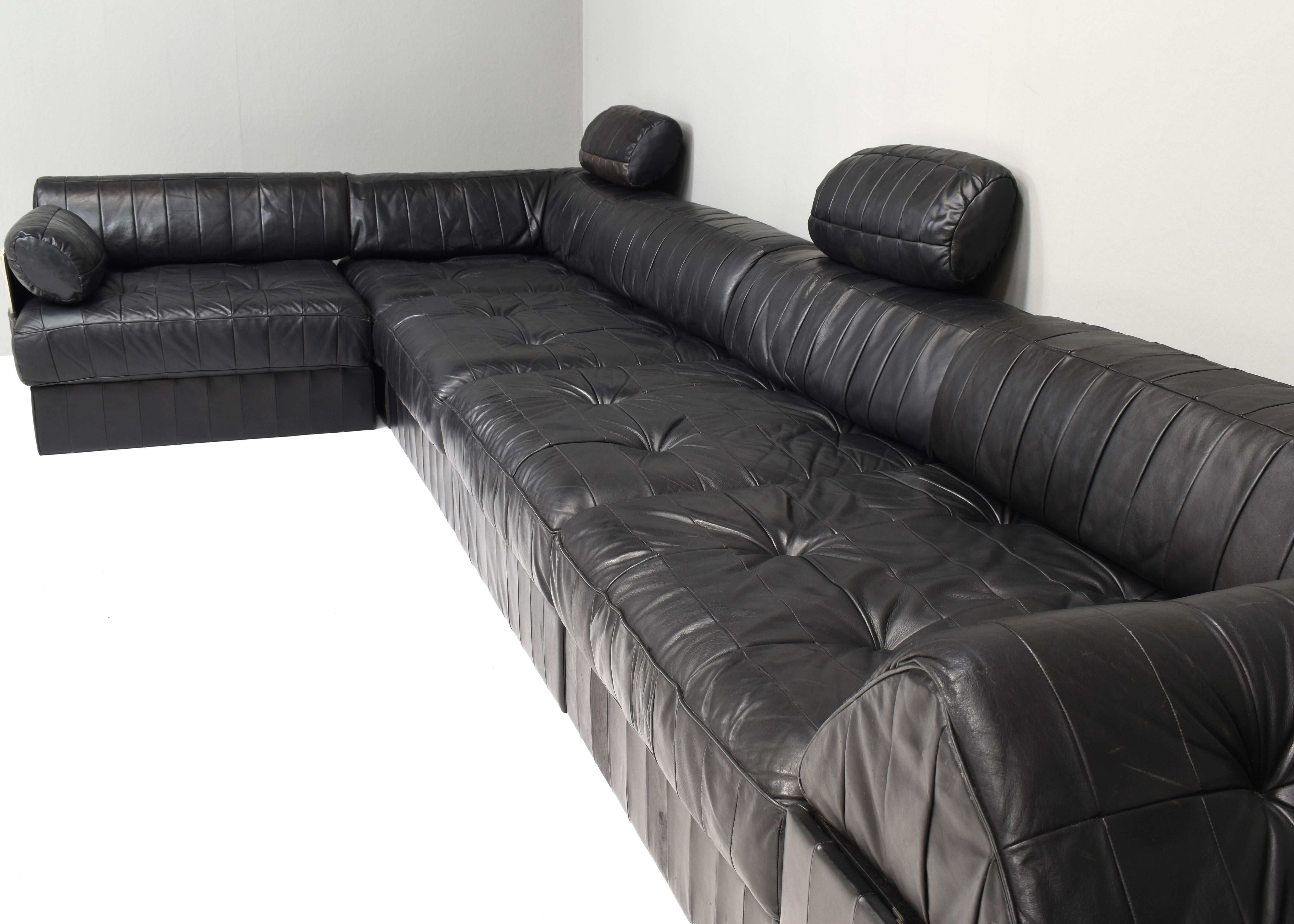Large De Sede DS-88 Sectional Sofa in Black Leather, Switzerland, 1970's For Sale 5