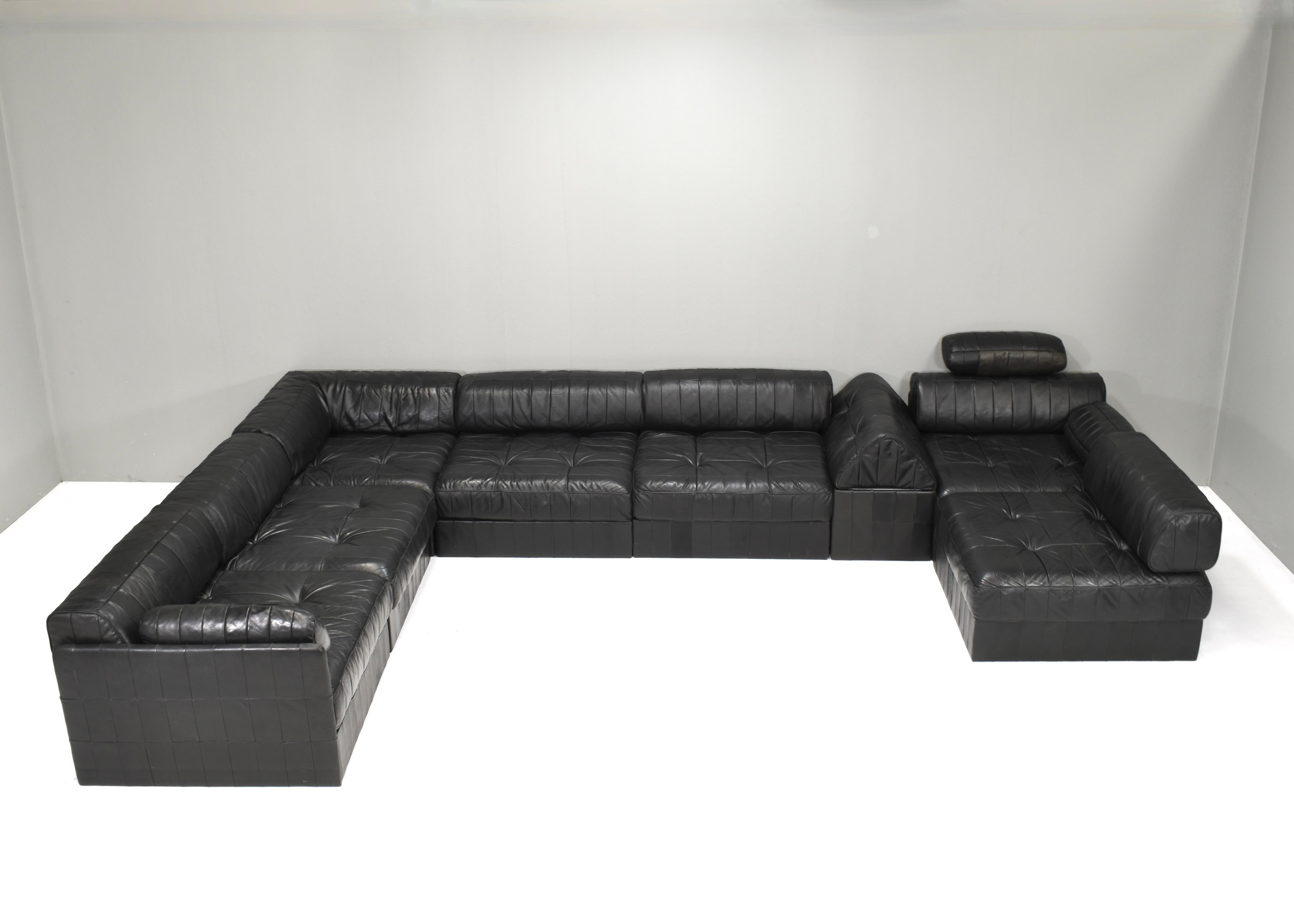 Swiss Large De Sede DS-88 Sectional Sofa in Black Leather, Switzerland, 1970's For Sale