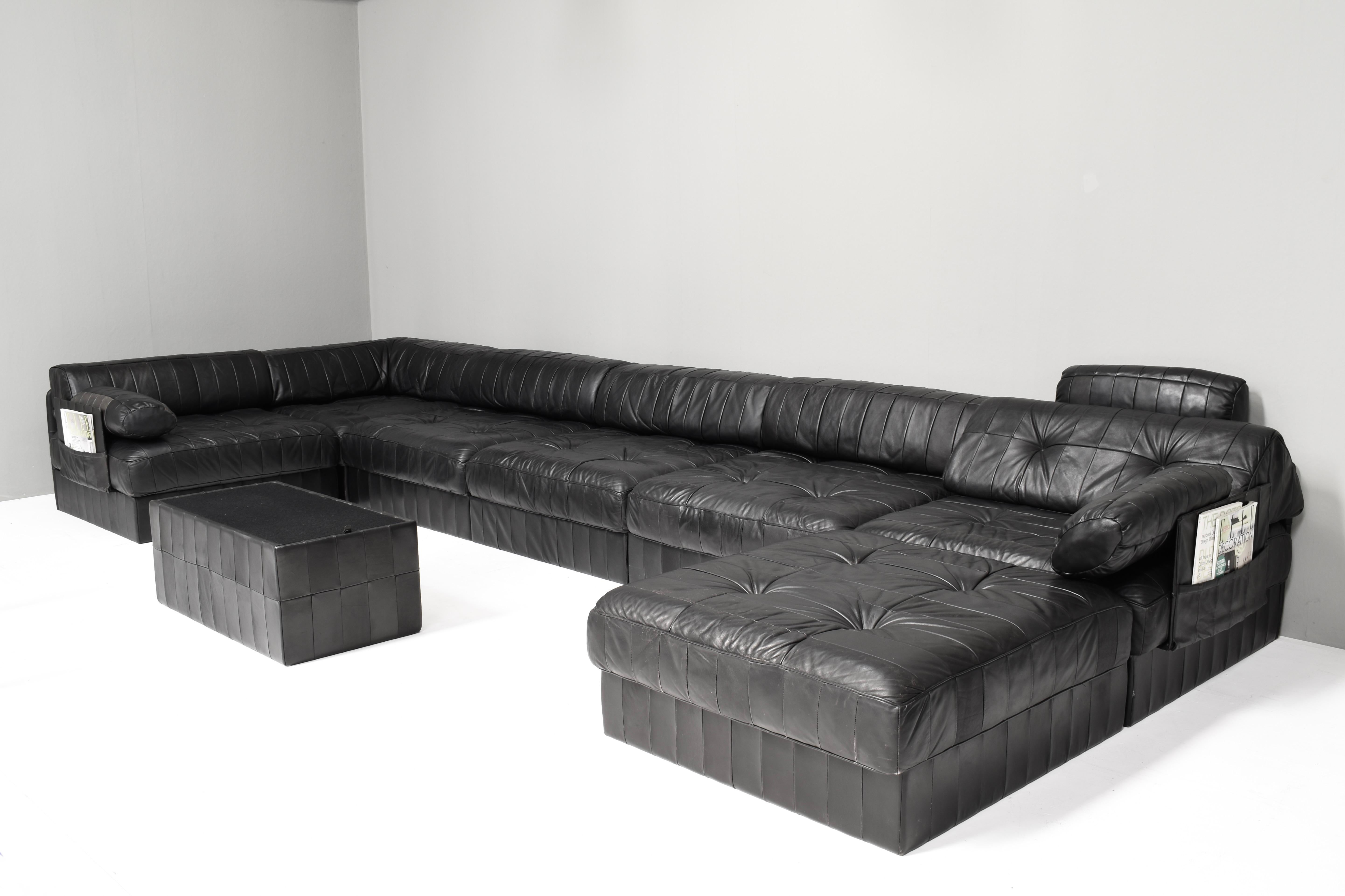 Late 20th Century Large De Sede DS-88 Sectional Sofa in Black Leather, Switzerland, 1970's For Sale