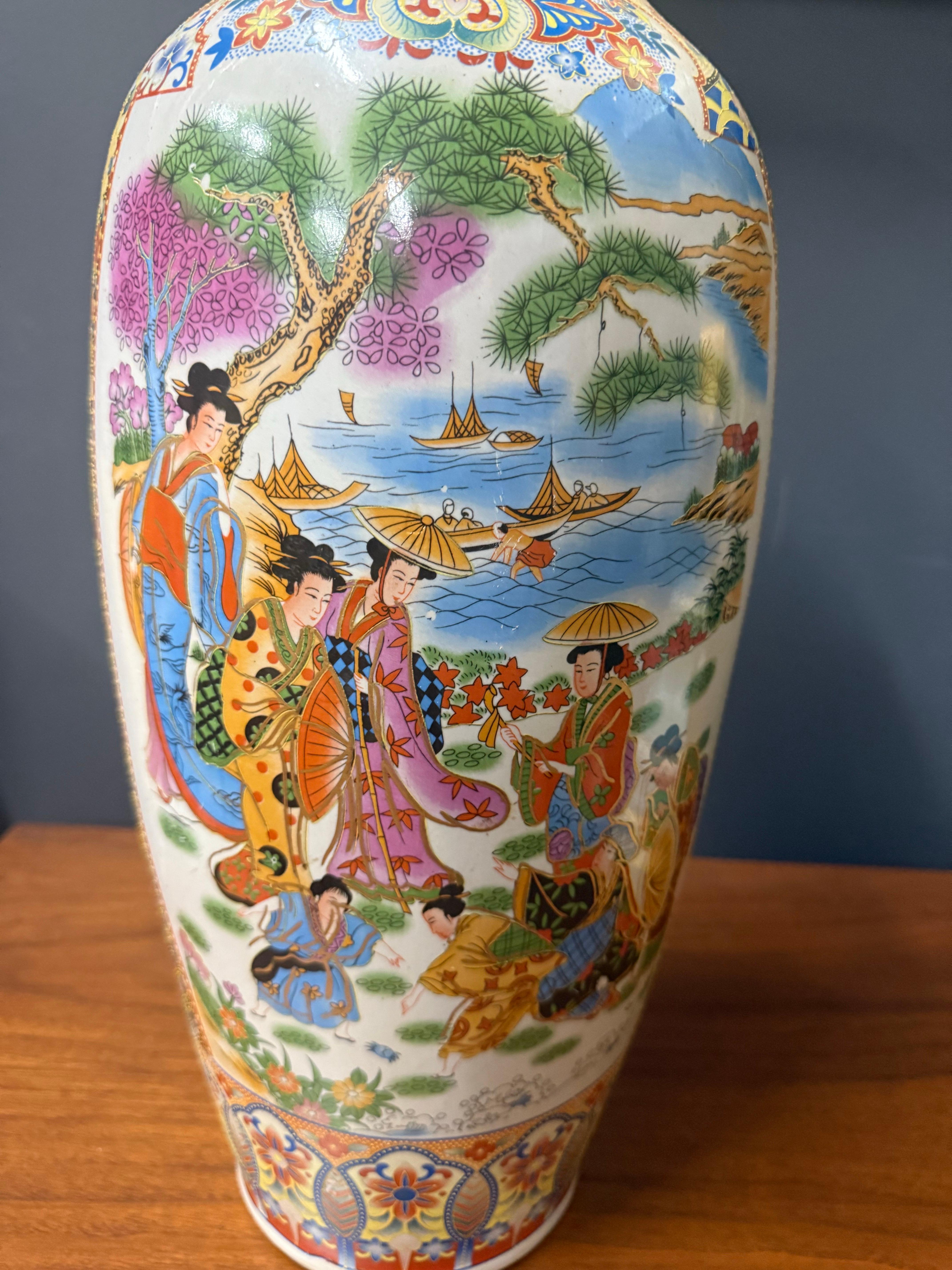 Chinese Export Large Decorated Chinese Vase from Ignoto, 1960 For Sale