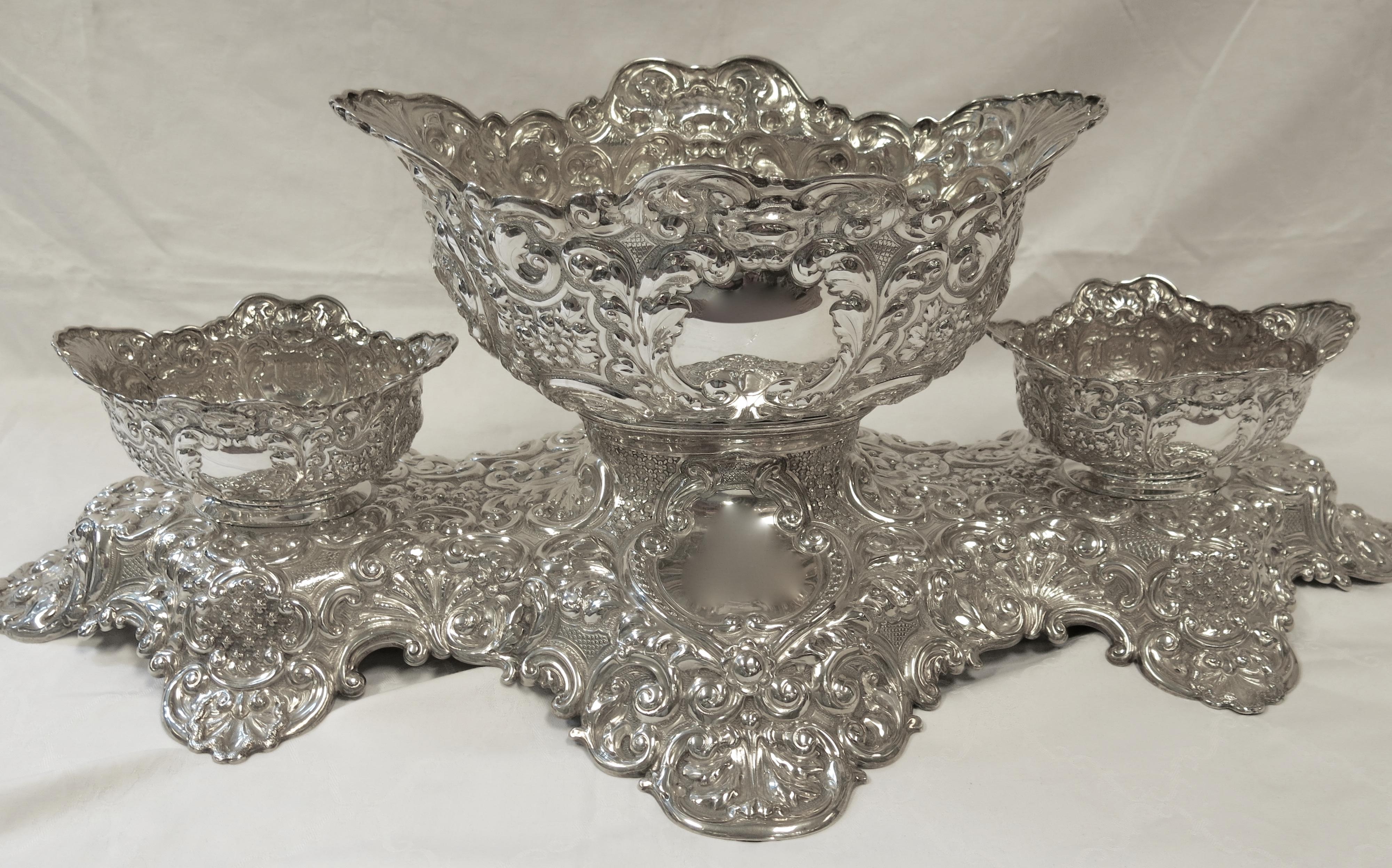 Large and Decorative Antique English Sterling Silver Centerpiece, Irish Interest In Good Condition In New York, NY