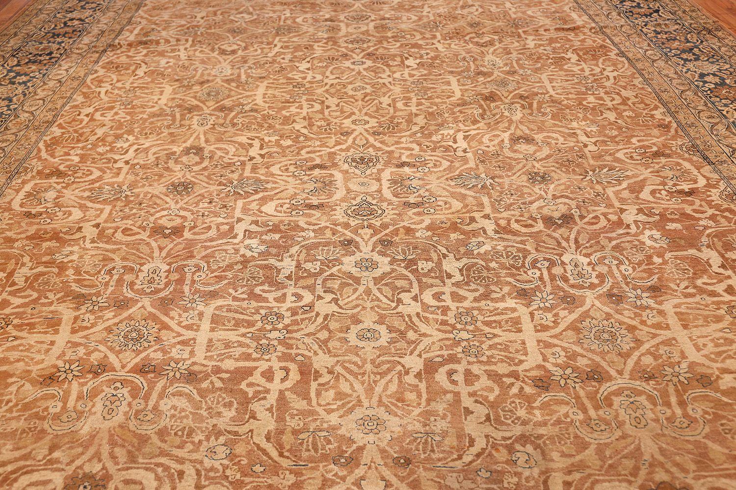 Hand-Knotted Antique Persian Lavar Kerman Rug. 11 ft 6 in x 18 ft For Sale