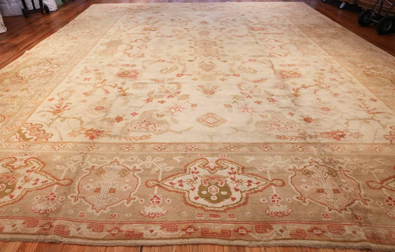 Decorative Antique Turkish Oushak Rug. 15 ft x 18 ft 6 in For Sale 3