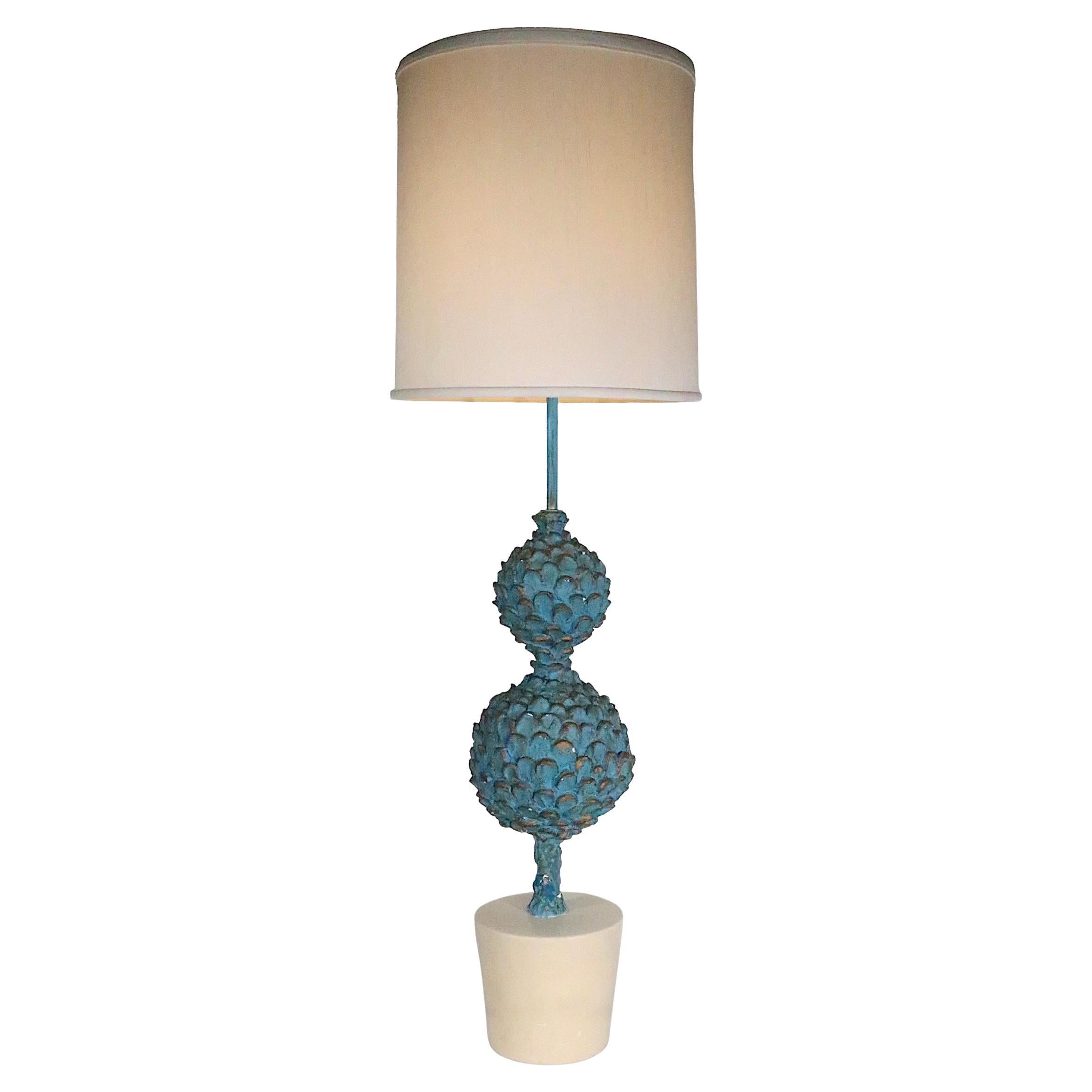 Groß Dekorativ  Artischocke Pflanze Form Tischlampe im Angebot