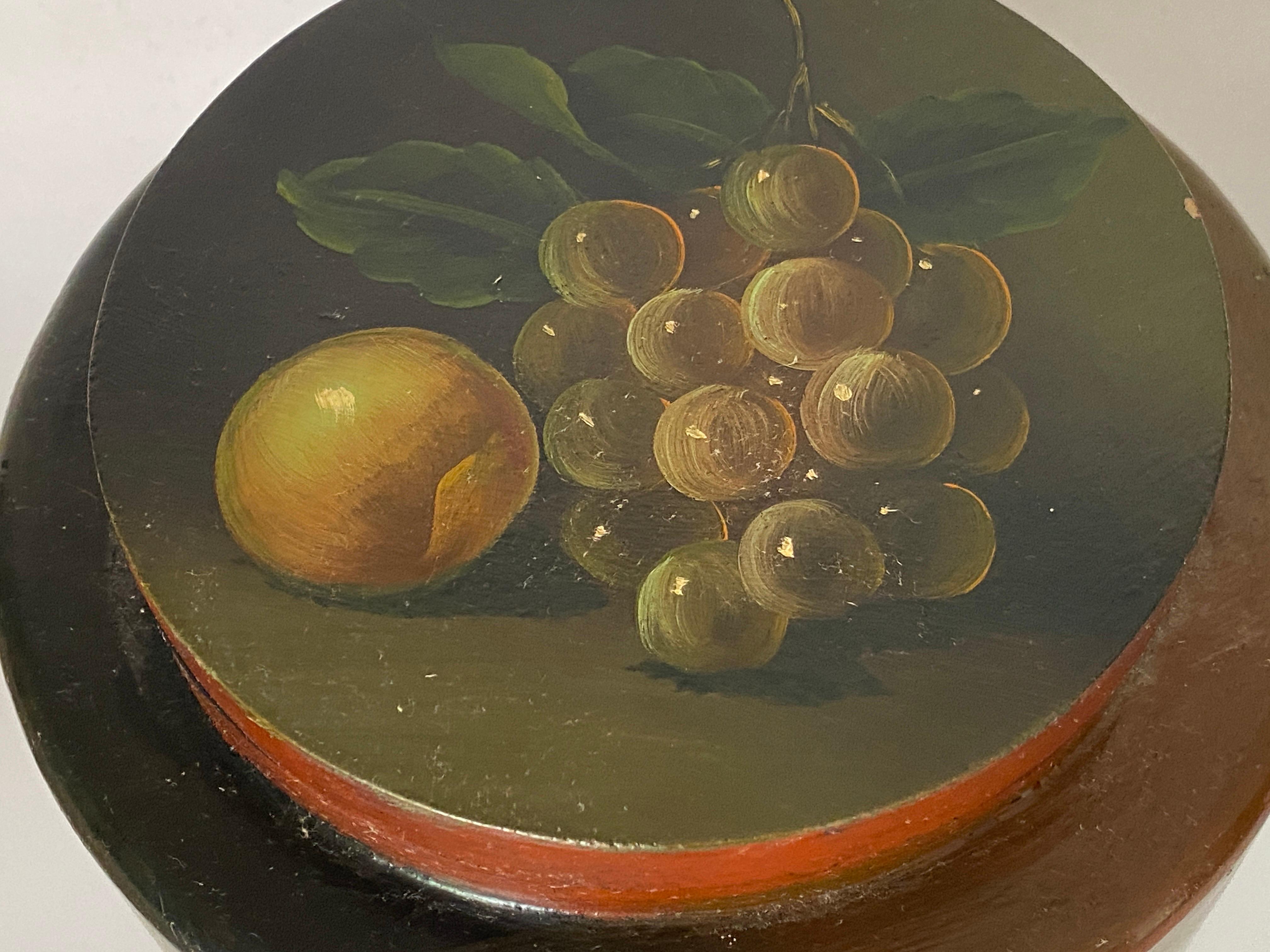 Large Decorative Box, in Wood, England, 20th Century Fruits Decor For Sale 4
