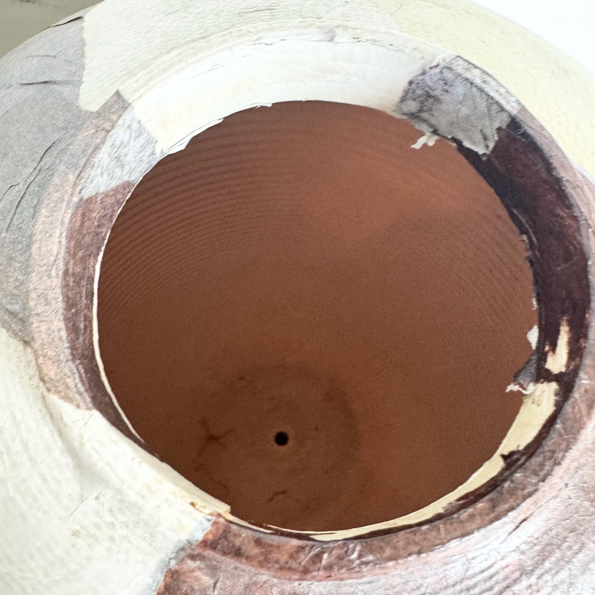 Grand vase décoratif en carton Brown et Tan en vente 4