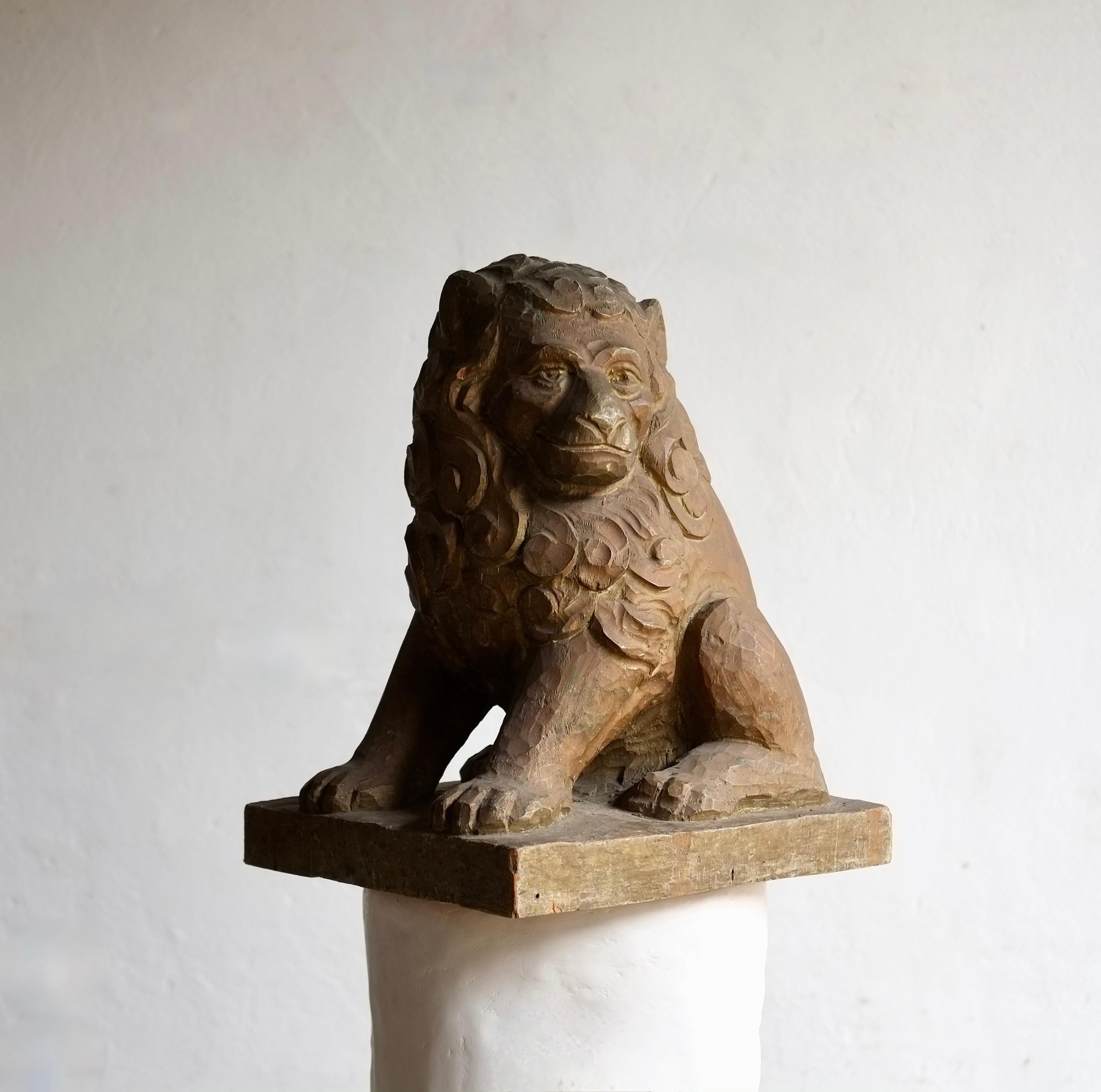 Large Decorative Carved Wood Lion Sculpture For Sale 10