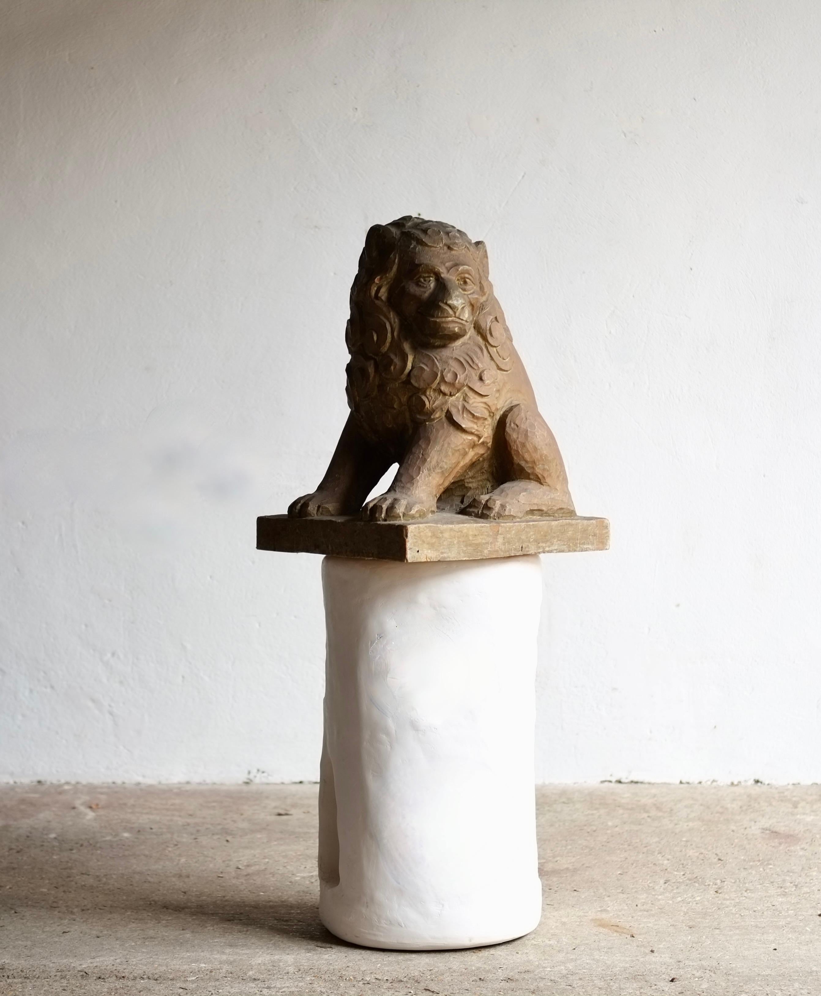 Large Decorative Carved Wood Lion Sculpture For Sale 11
