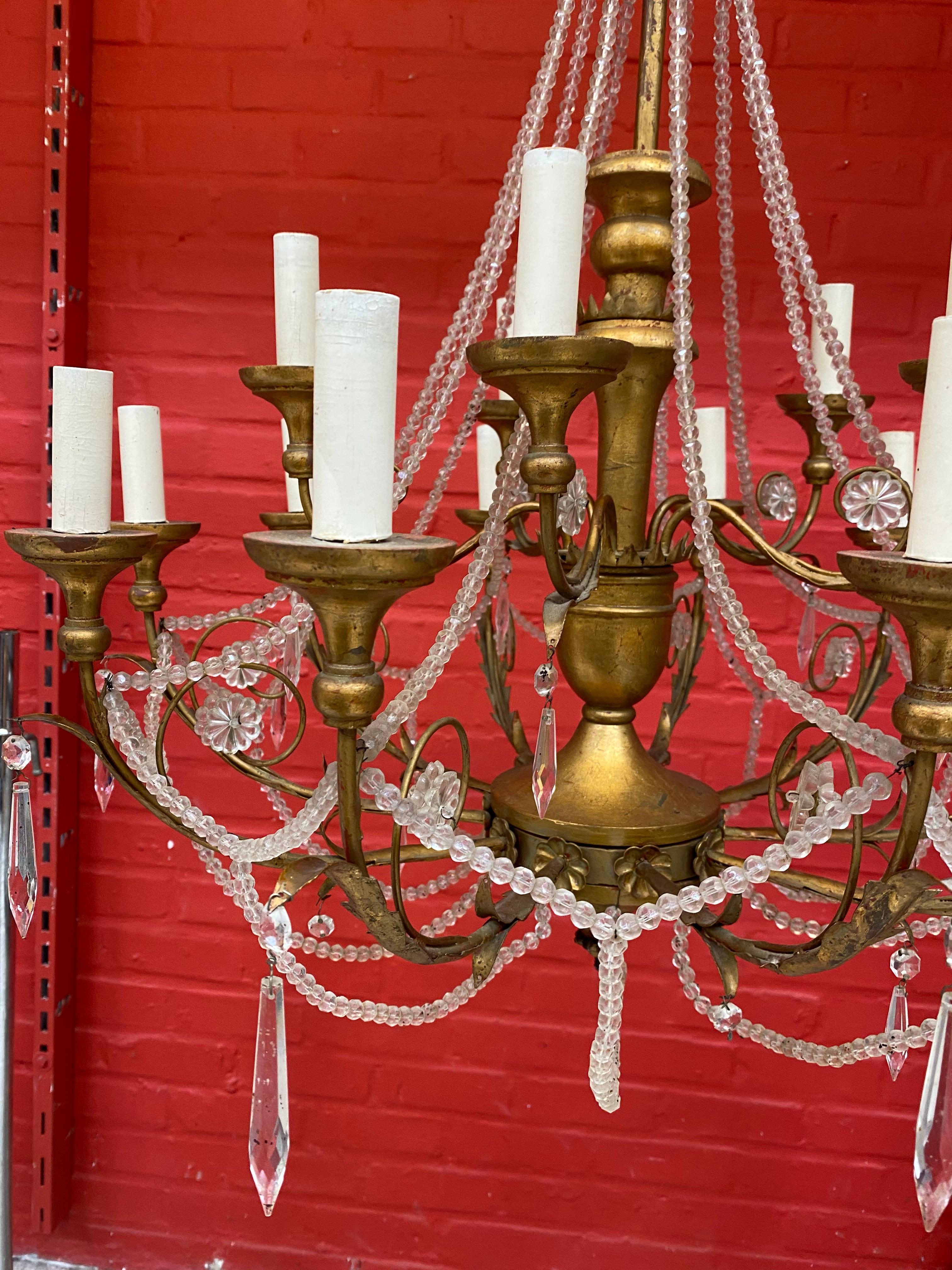 Large Decorative Chandelier in Wood and Gilded Iron, circa 1950 In Good Condition For Sale In Saint-Ouen, FR