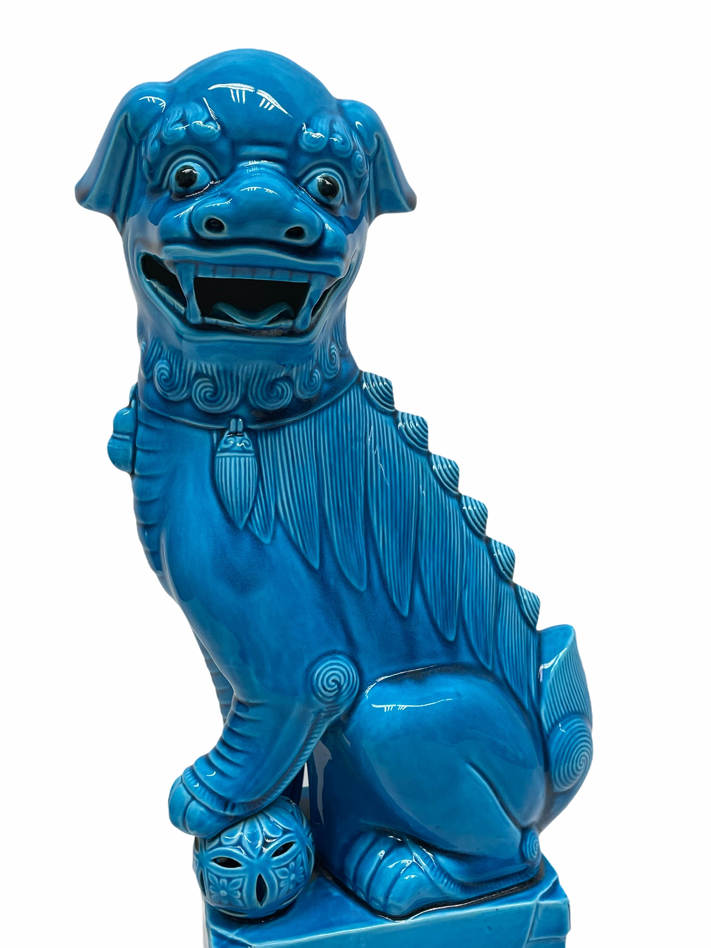 Mid-20th Century Large Decorative Chinese Turquoise Blue Foo Dog Sculpture, 1960s