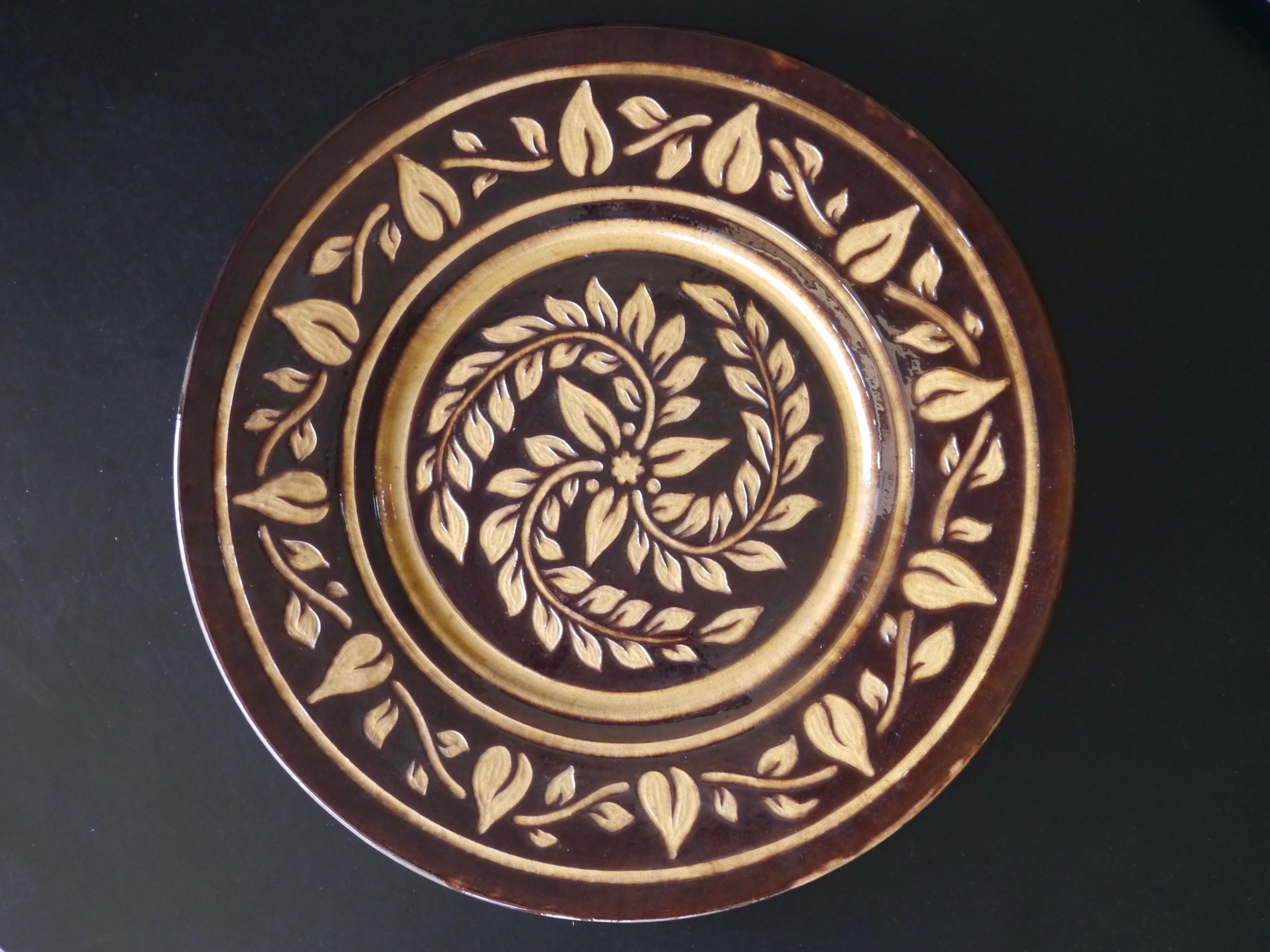 Mid-20th Century Large Decorative Dish, Biot, France c. 1960 For Sale