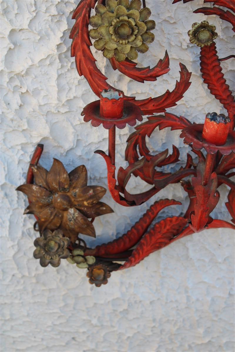 Metal Large Decorative Floral Wall Sconce 1930 Italian in Red Lacquer with Flowers For Sale