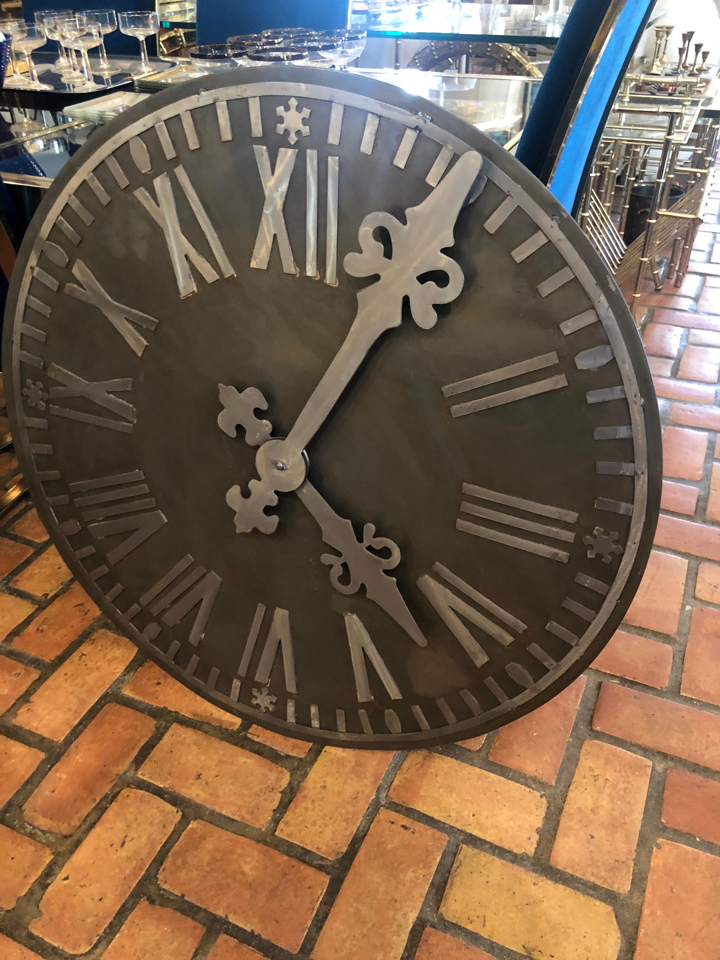 Large Decorative French Style Steel Wall Clock For Sale 2