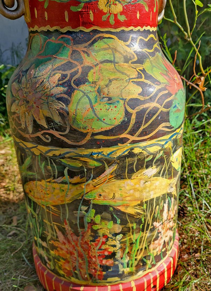 Allemand Grand vase décoratif allemand vintage en fonte peint à la main, en forme de bouteille de lait, 1950 en vente