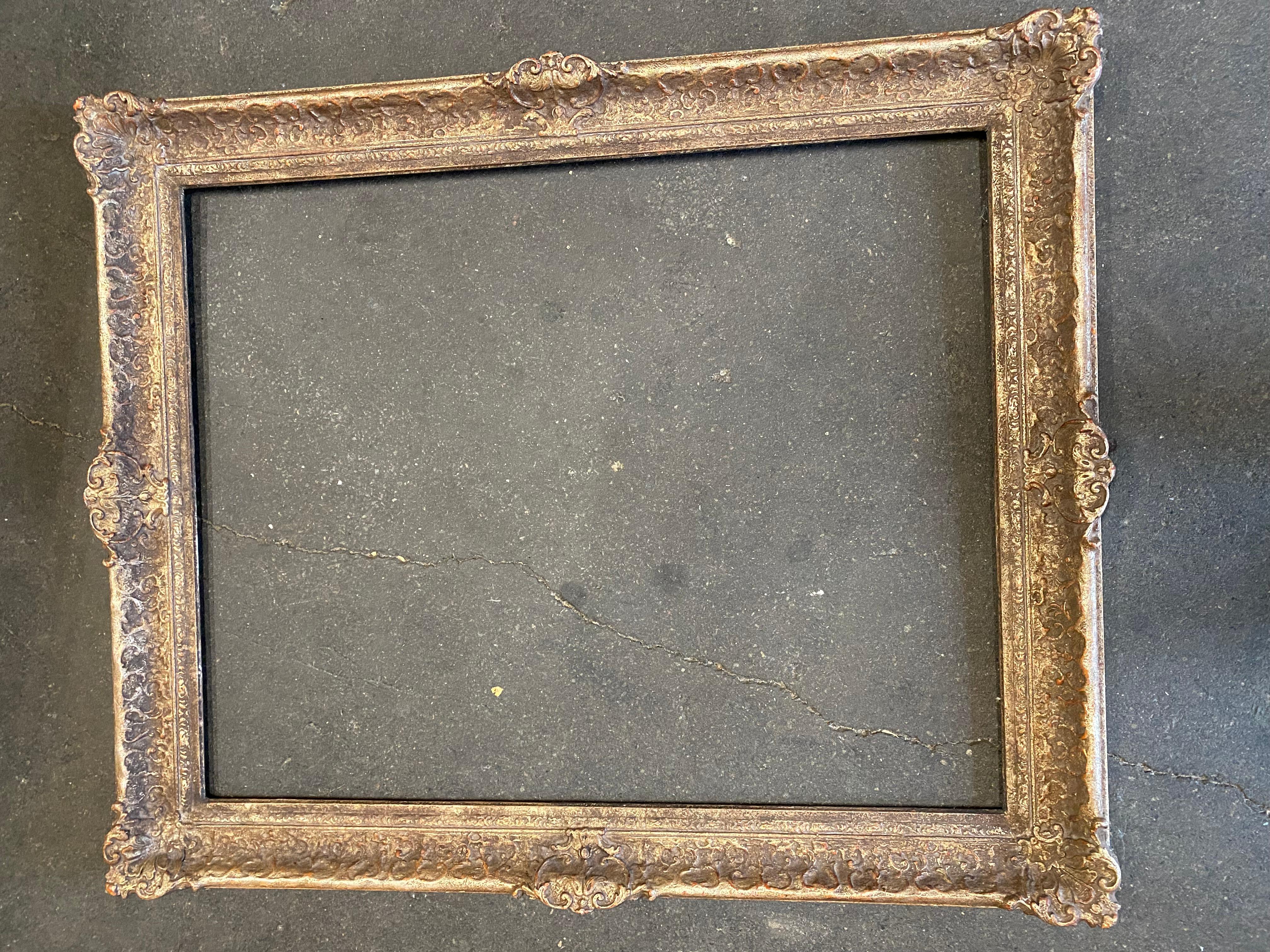 This large and highly decorative Impressionist frame is made of wood and dates from around 1880 in France. A piece that can be used in a classic way to frame an oil painting or a modern graphic. But the frame can also be used in other ways. Either