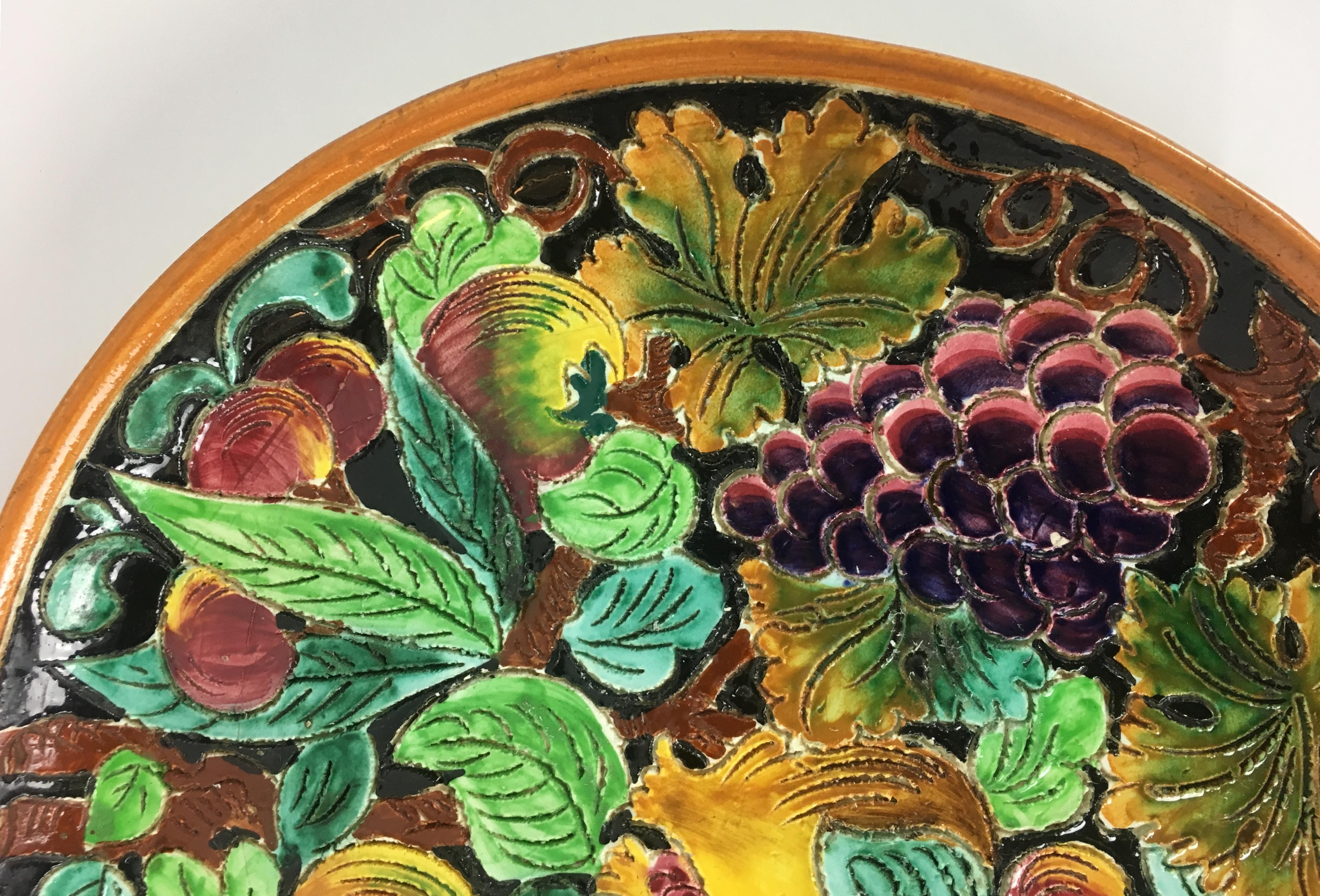 Fait main Grande assiette décorative en céramique de Céramique par Ceramics of Monaco  en vente