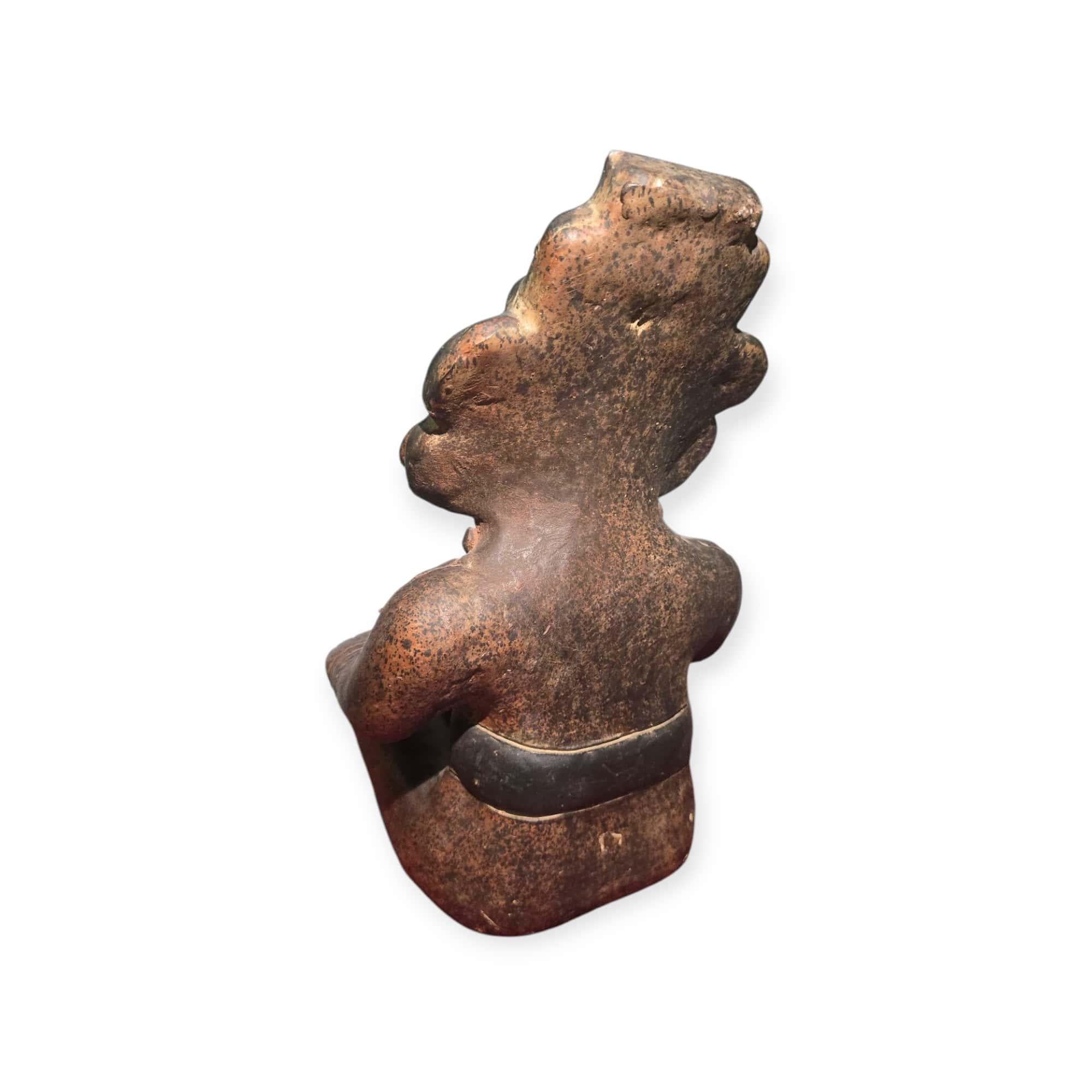 Large Decorative Pre-Columbian Style Figure – 20th Century For Sale 5