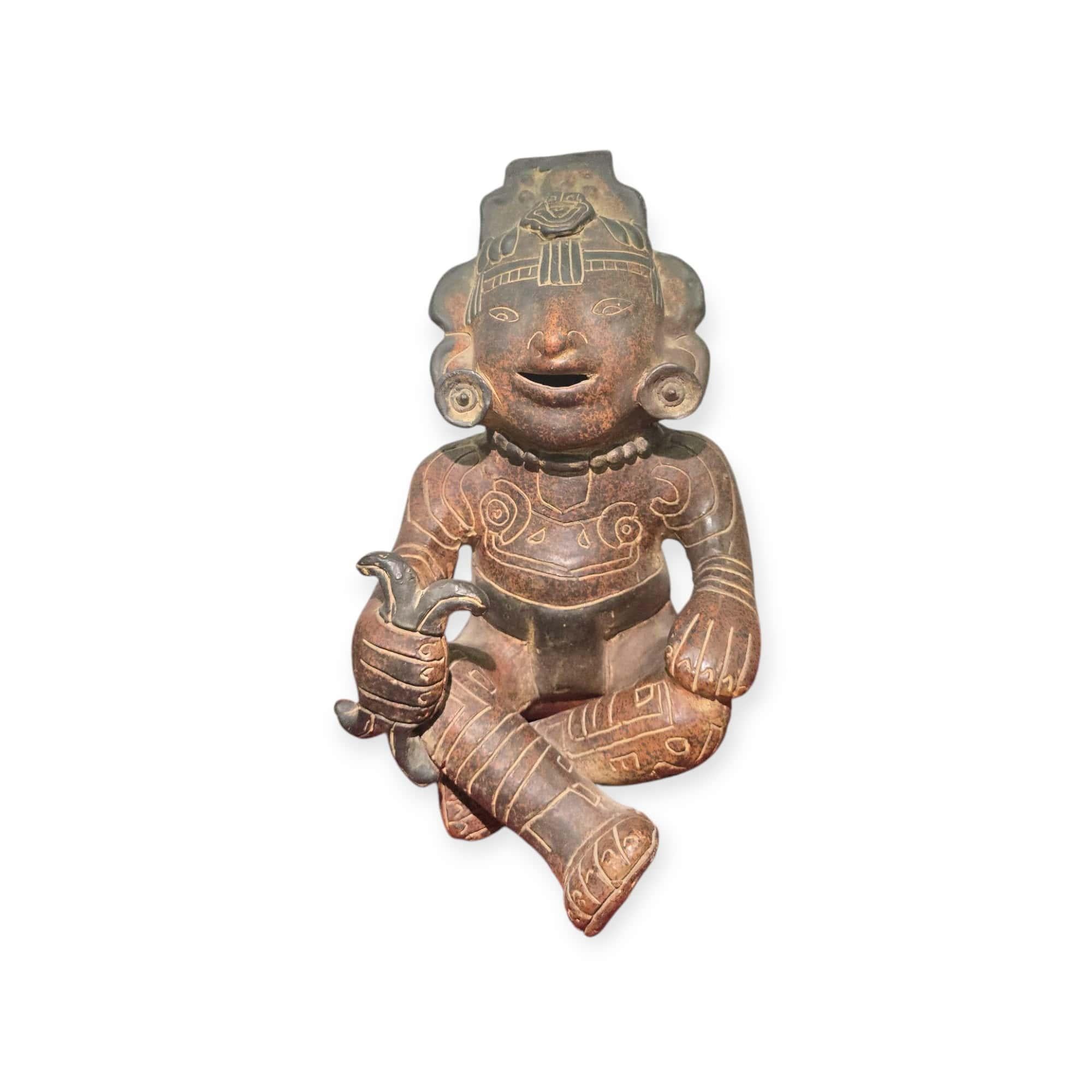 Large Decorative Pre-Columbian Style Figure – 20th Century For Sale 6