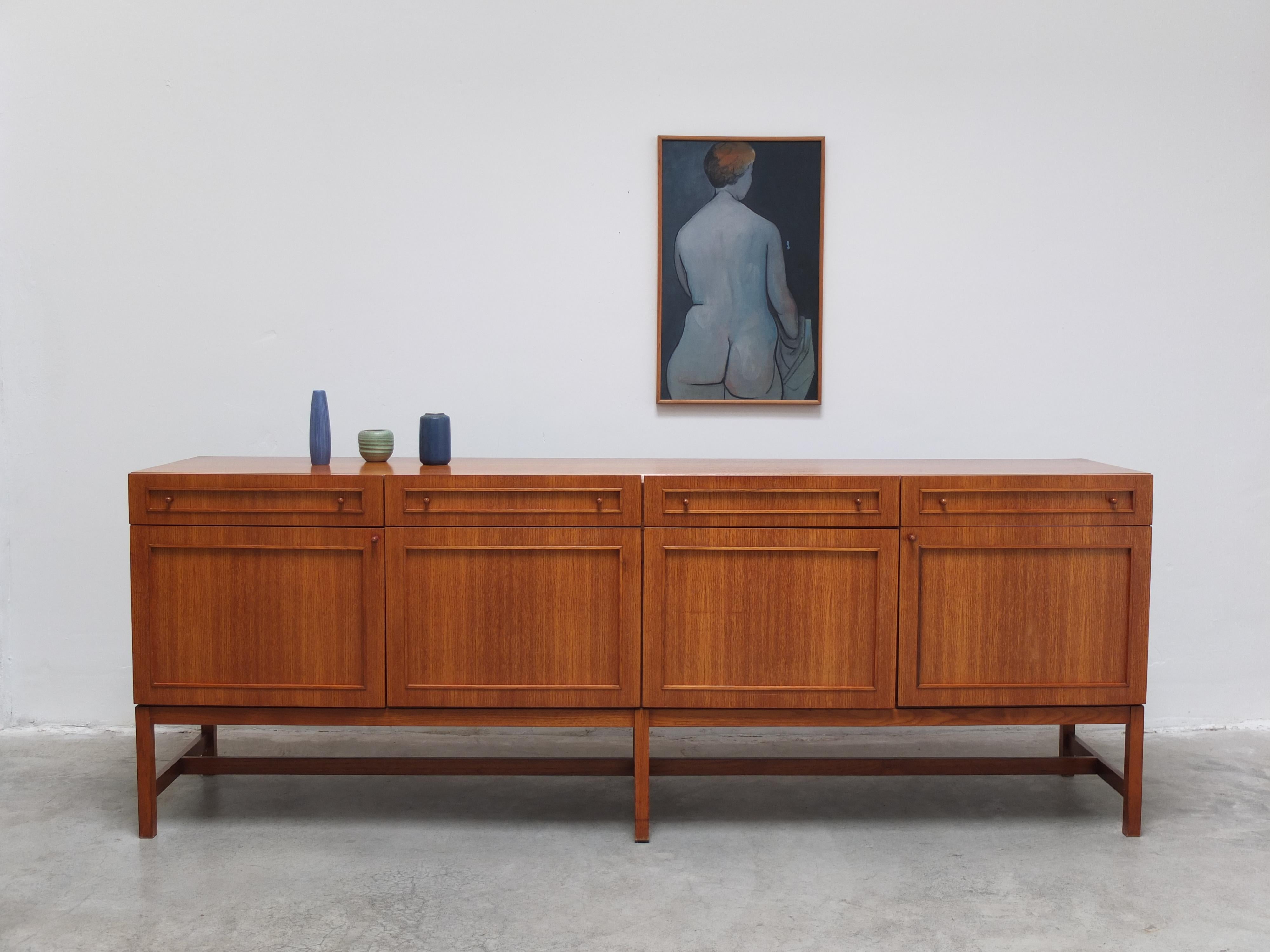 Large Decorative Sideboard by Oswald Vermaercke for V-Form, 1966 For Sale 10