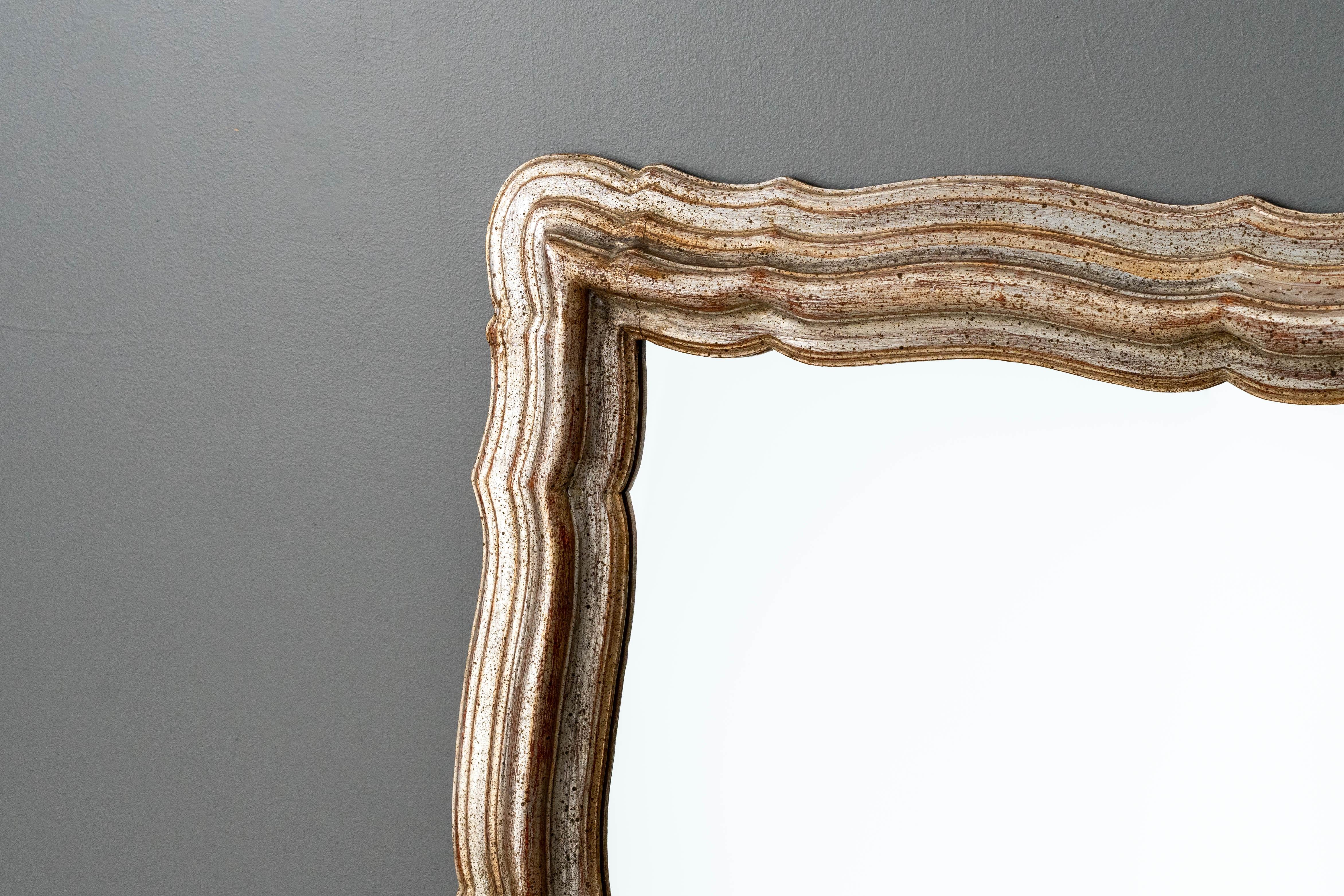 Argenté Grand miroir décoratif à feuilles d'argent en vente