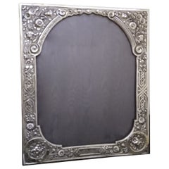 Grand cadre photo décoratif en argent