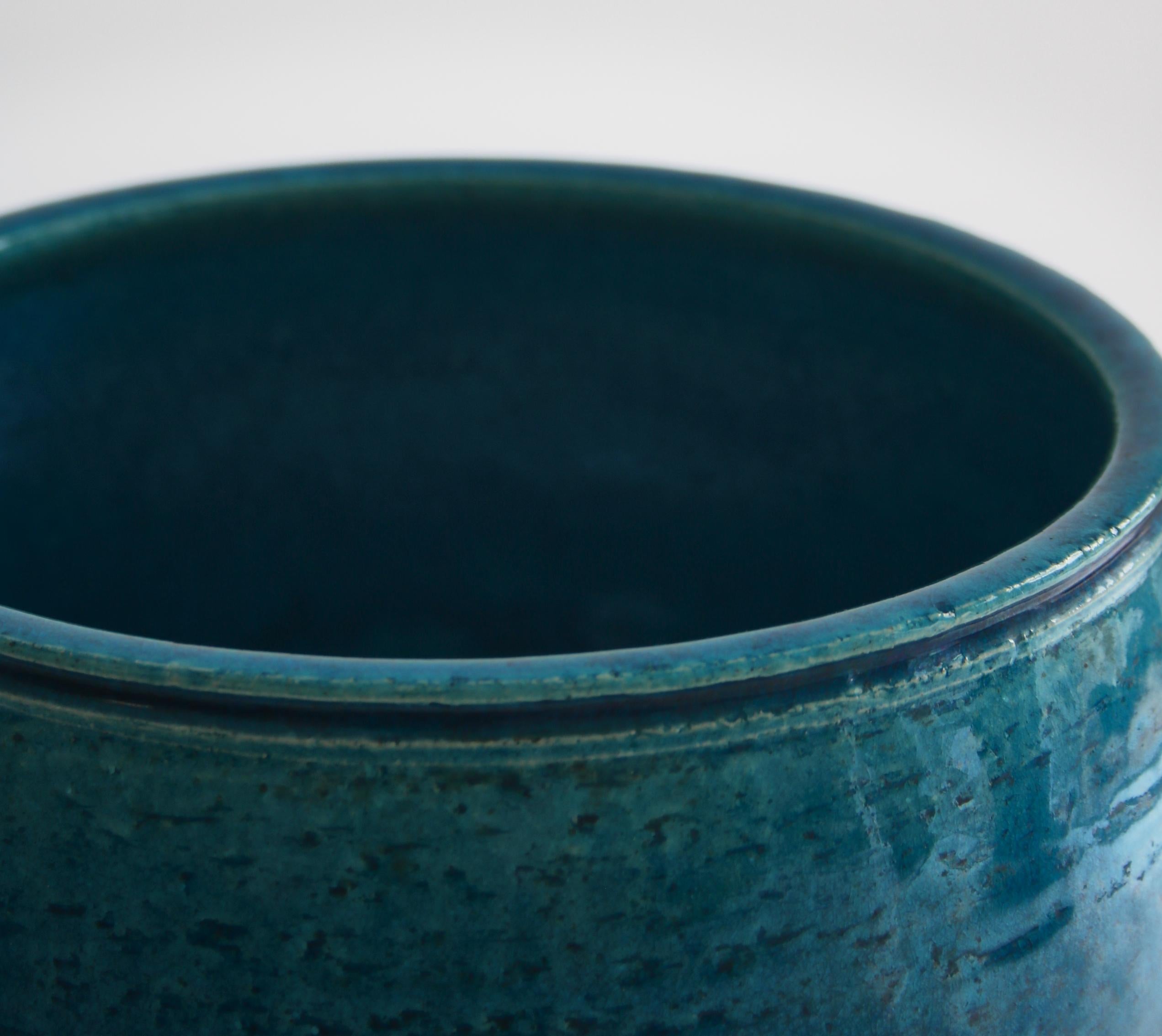 Large Decorative Stoneware Bowl in Blue Glazing by Nils Kähler, Denmark, 1960s In Good Condition In Odense, DK