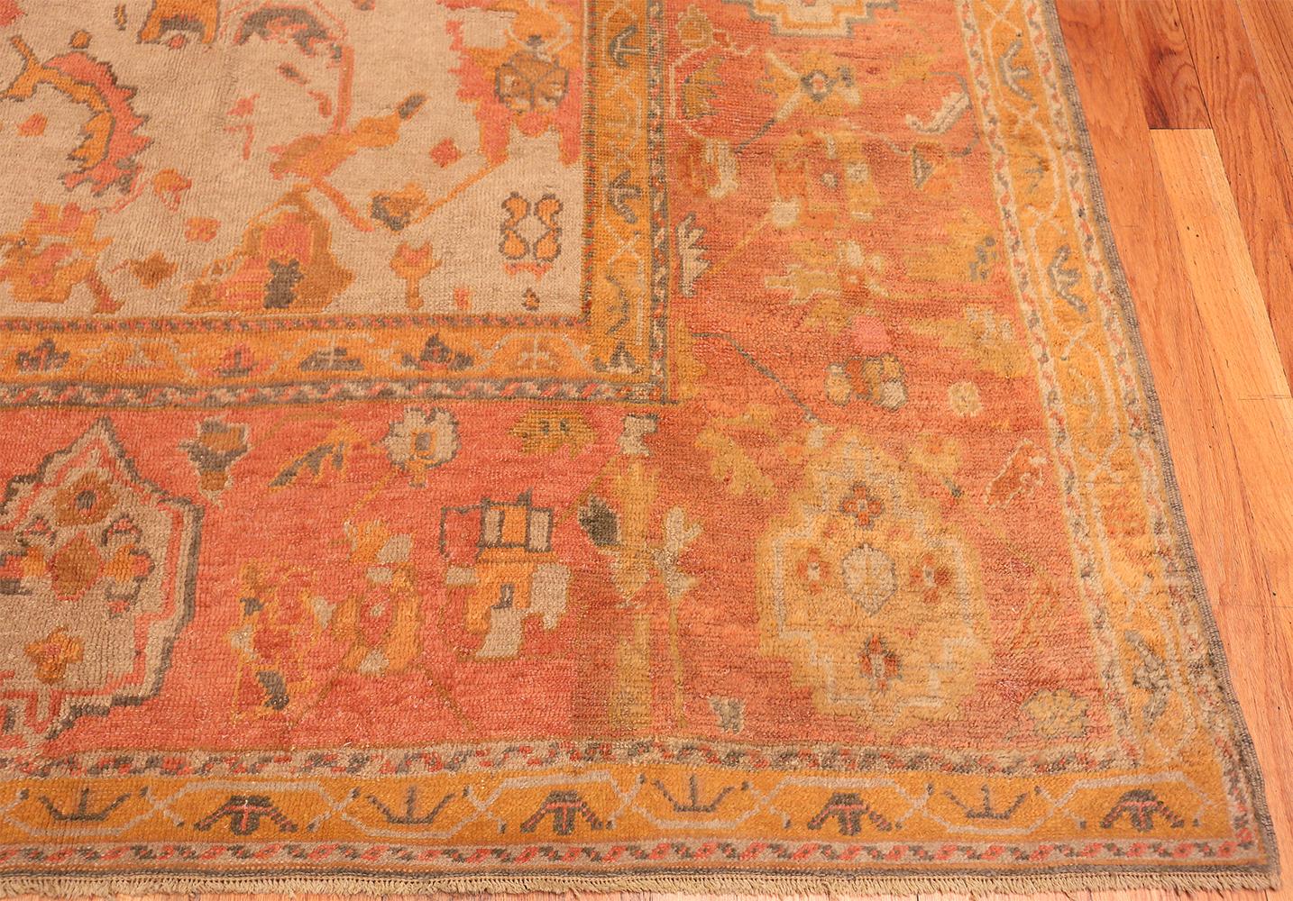 Large Decorative Tribal Antique Turkish Oushak Rug. Size: 11 ft. 4 in x 15 ft. 5 In Good Condition In New York, NY
