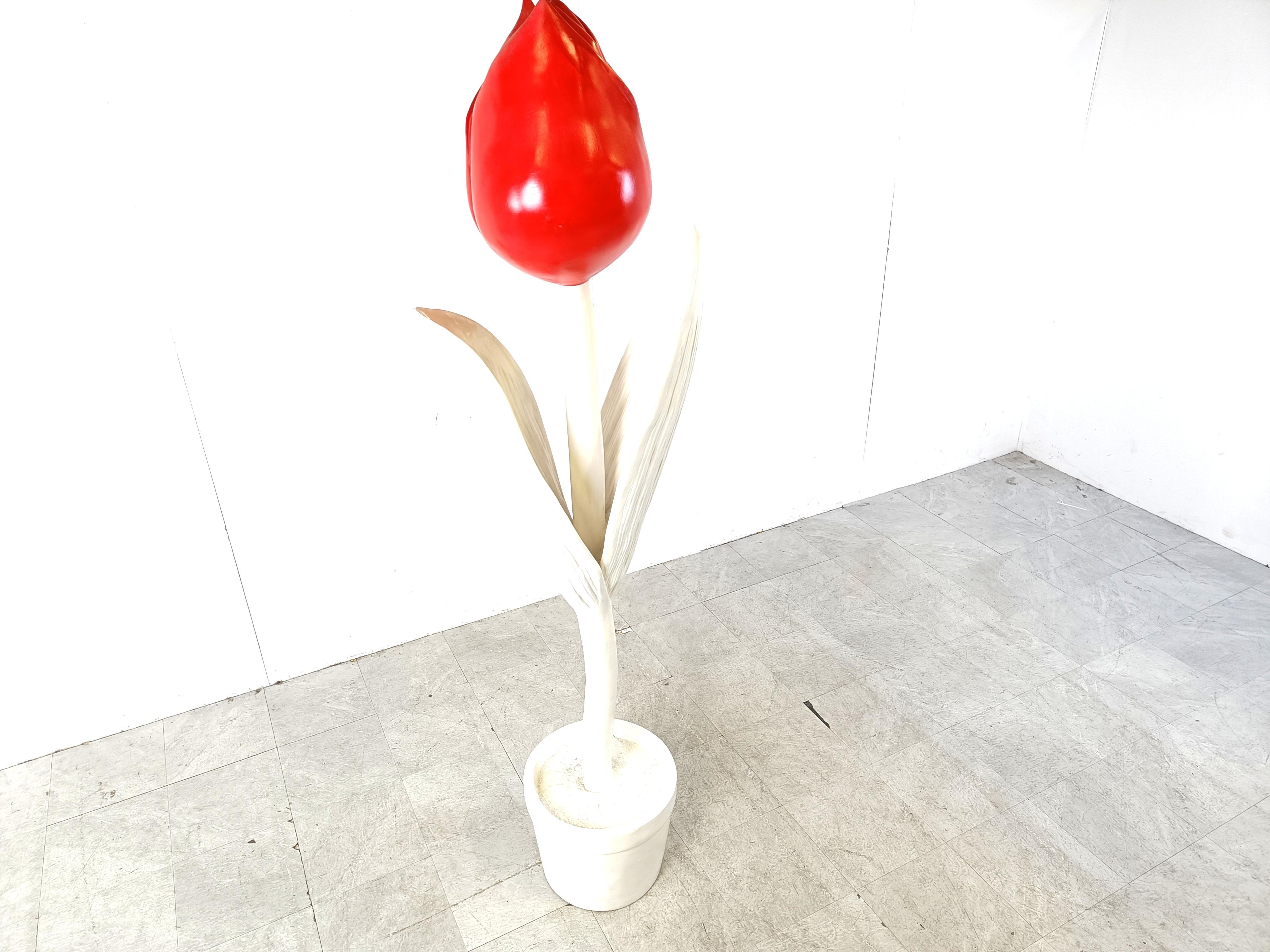 Large decorative tulip, 2m long In Good Condition For Sale In HEVERLEE, BE