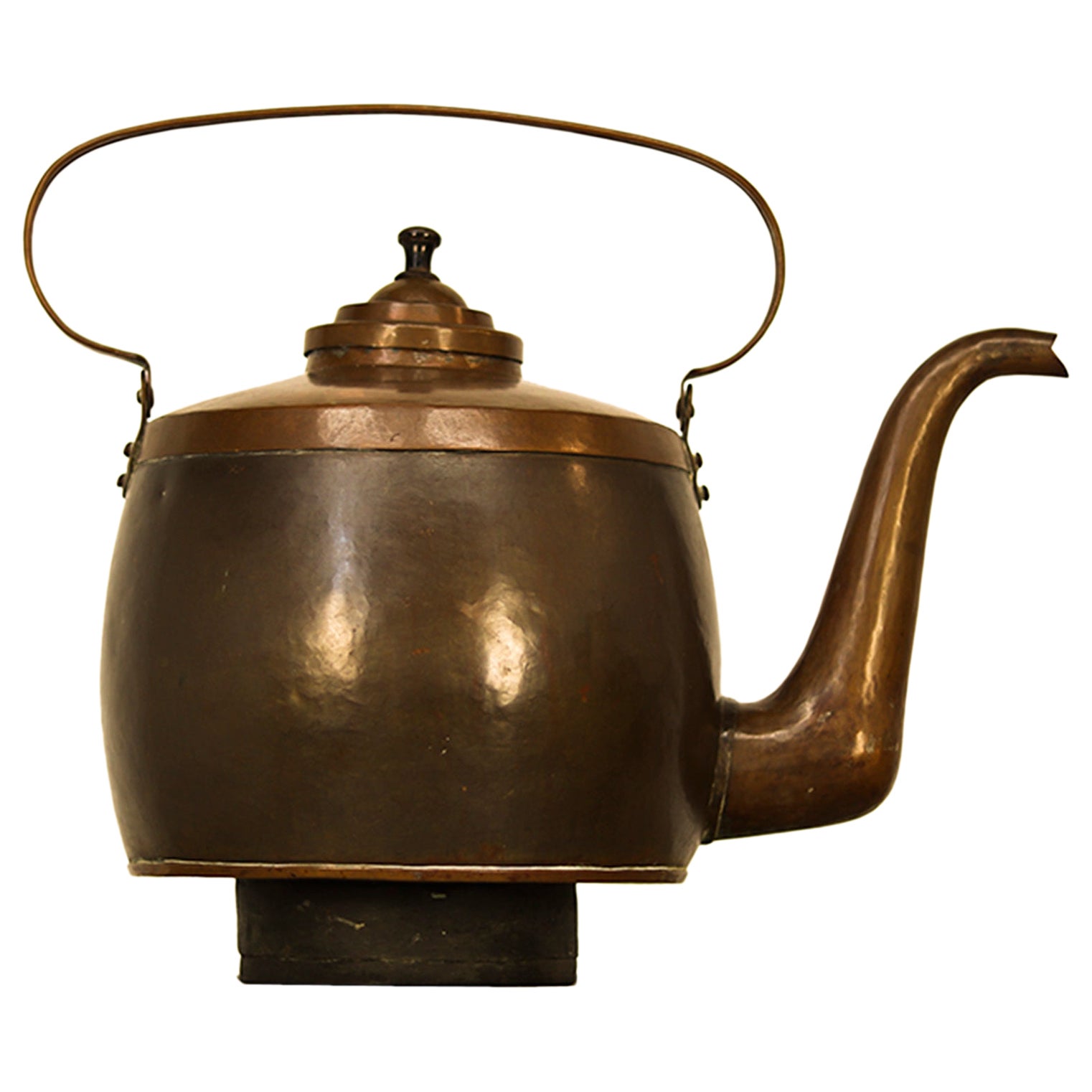 Large Decorative Victorian 19th Century Hammered Copper Teapot For Sale