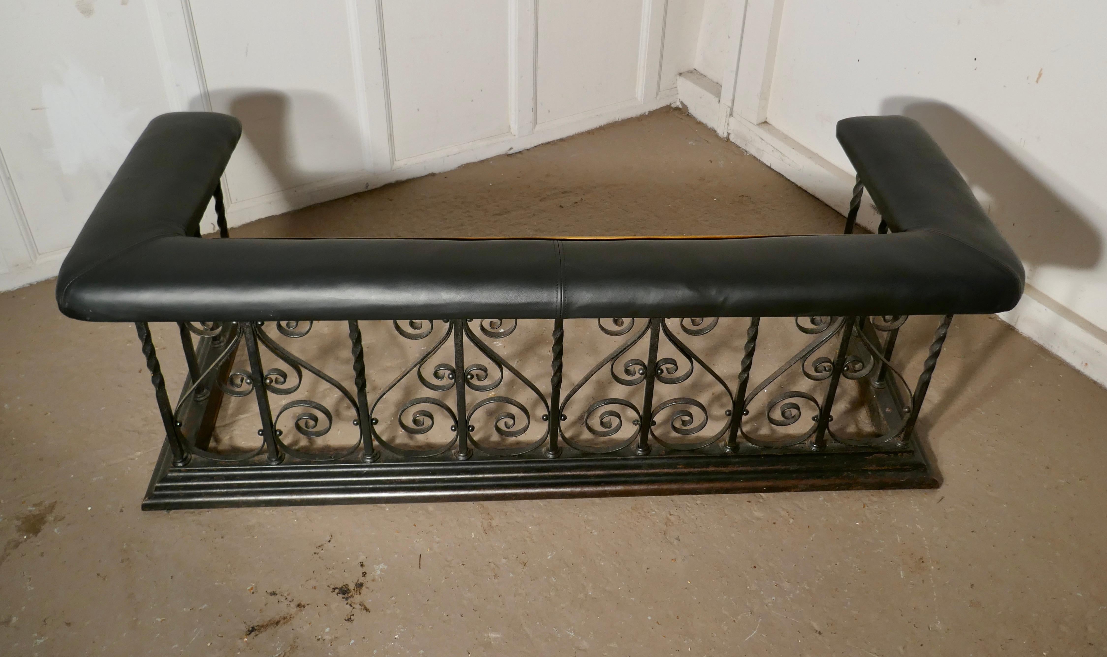 Large decorative wrought iron and leather club fender

This is an attractive piece of country House Furniture, it is made in wrought iron and the newly upholstered black leather seat runs all the way around the front and sides of the fender
The
