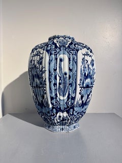 Large Delft Blue and White Fluted Octagonal Jar, JV Duijn, 18th c, Netherlands