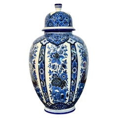 Large Delft White and Blue Faience Covered Vase or Ginger Jar, 20th Century
