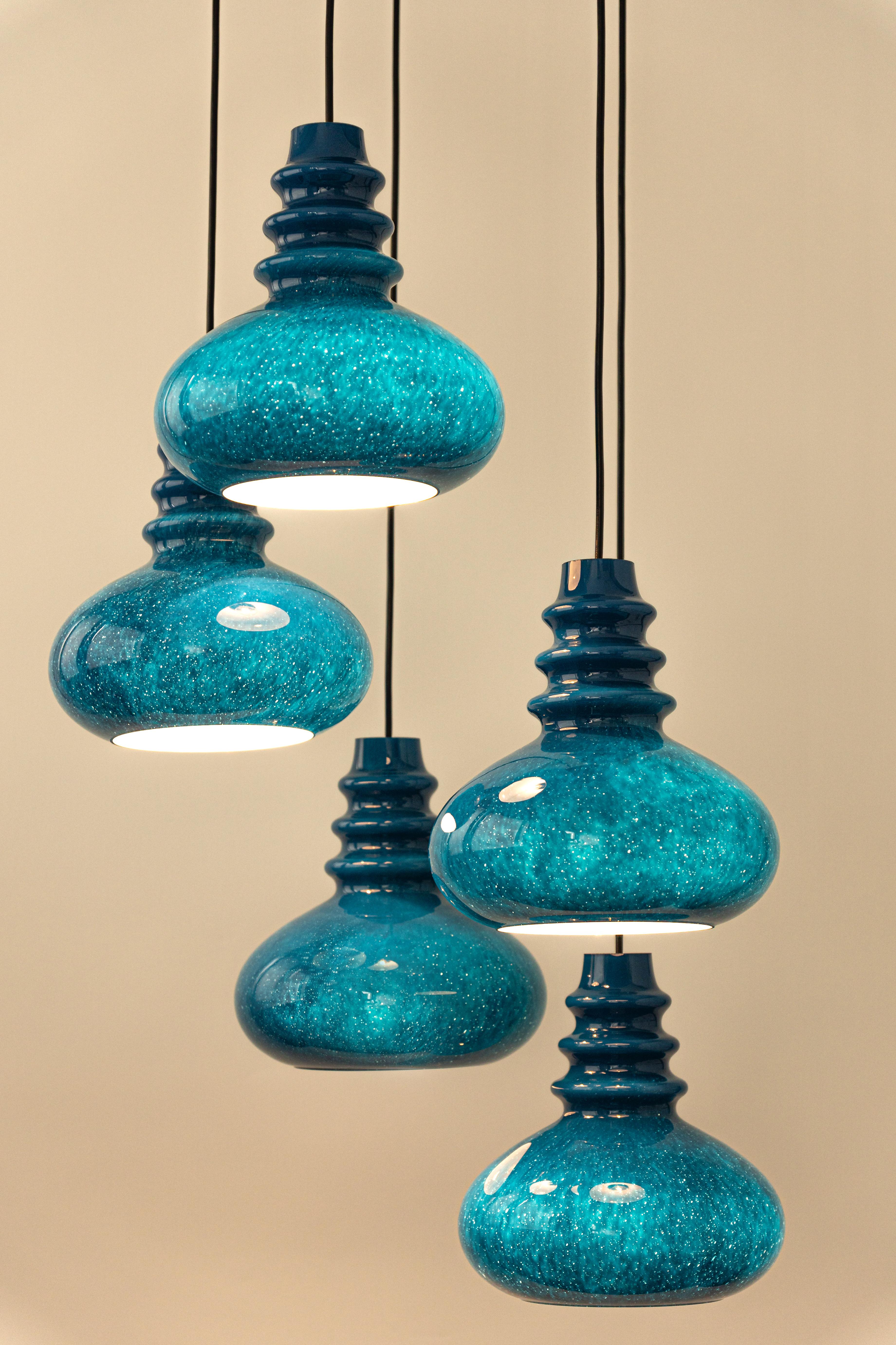 Allemand Grand lustre en verre cascade de designer pour Peill Putzler, Allemagne, 1970 en vente